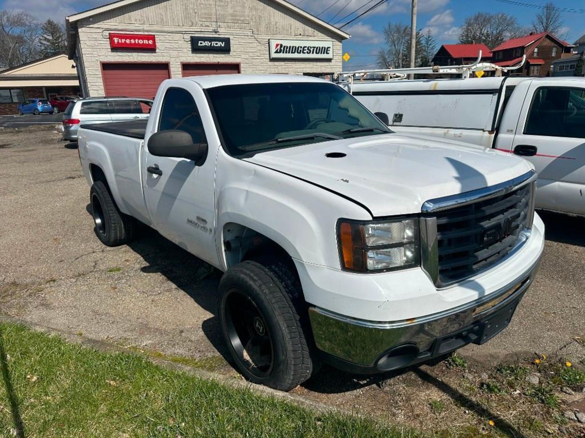 2008 GMC Sierra Pickup Truck (located off-site, please read description) - Image 3 of 11