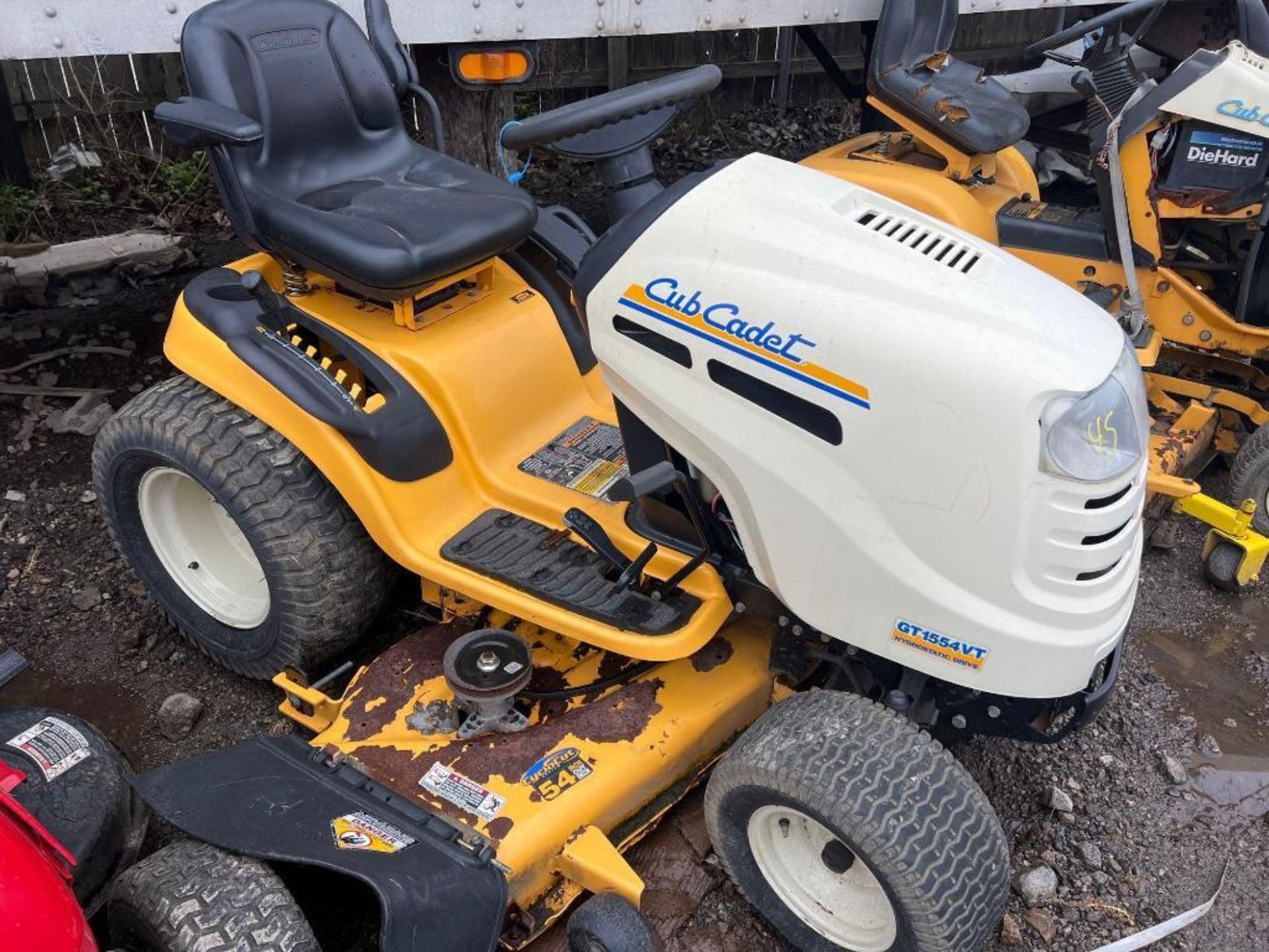 Cub Cadet GT1554VT Riding Lawn-Mower