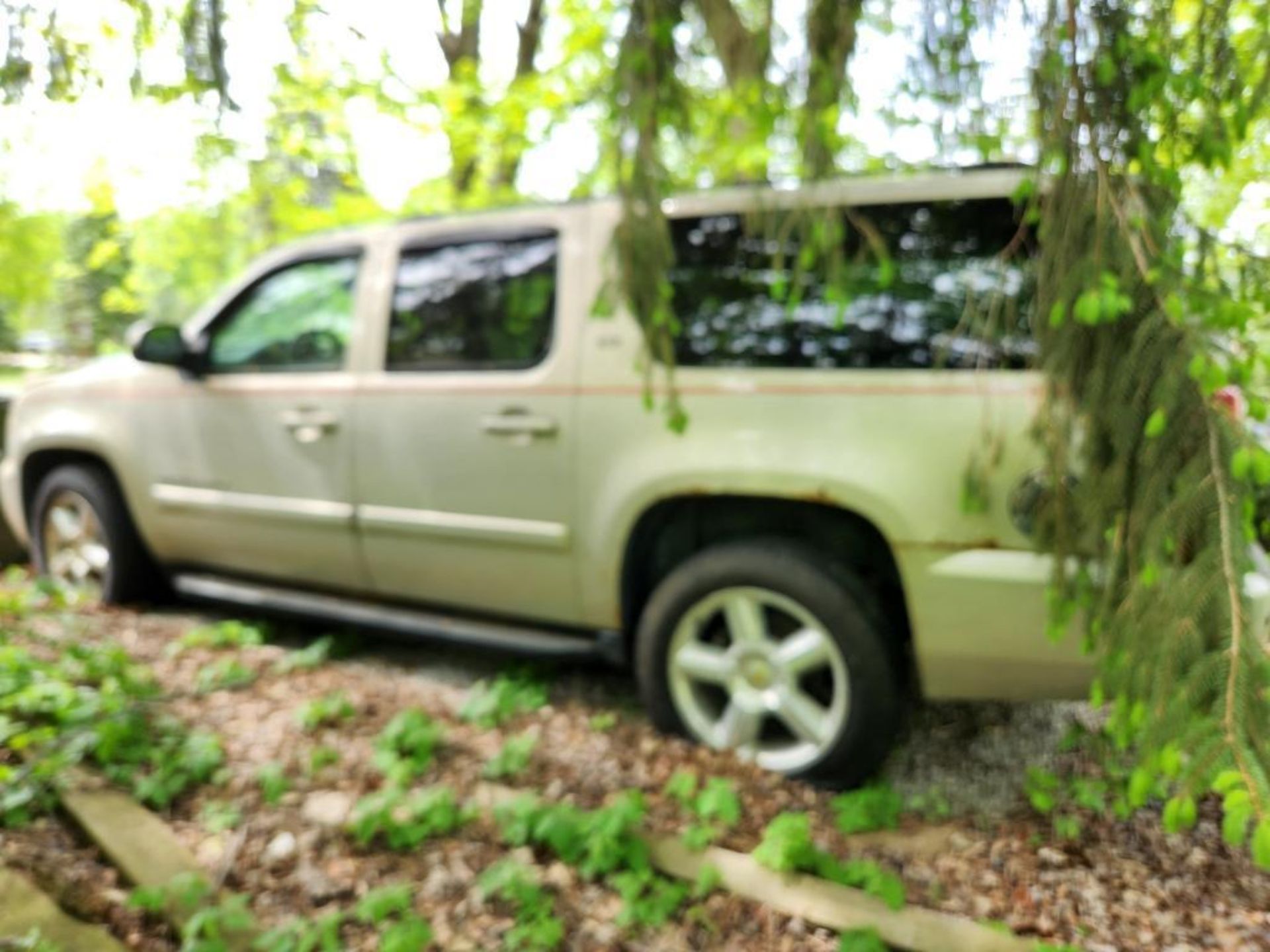2007 Chevrolet Suburban Multipurpose Vehicle - Bild 4 aus 6