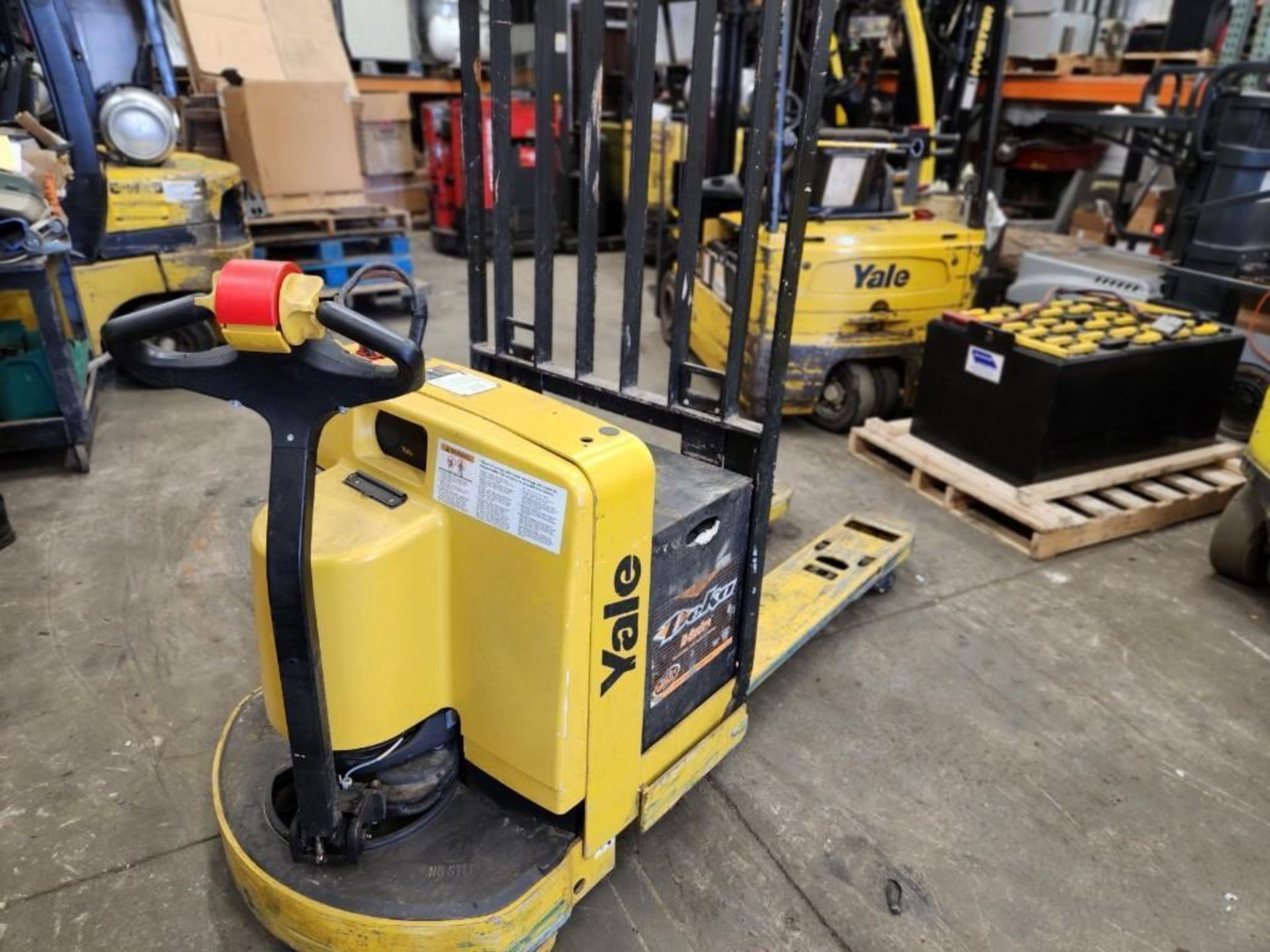 2015 Yale Pallet Jack (located off-site, please read description) - Image 2 of 5