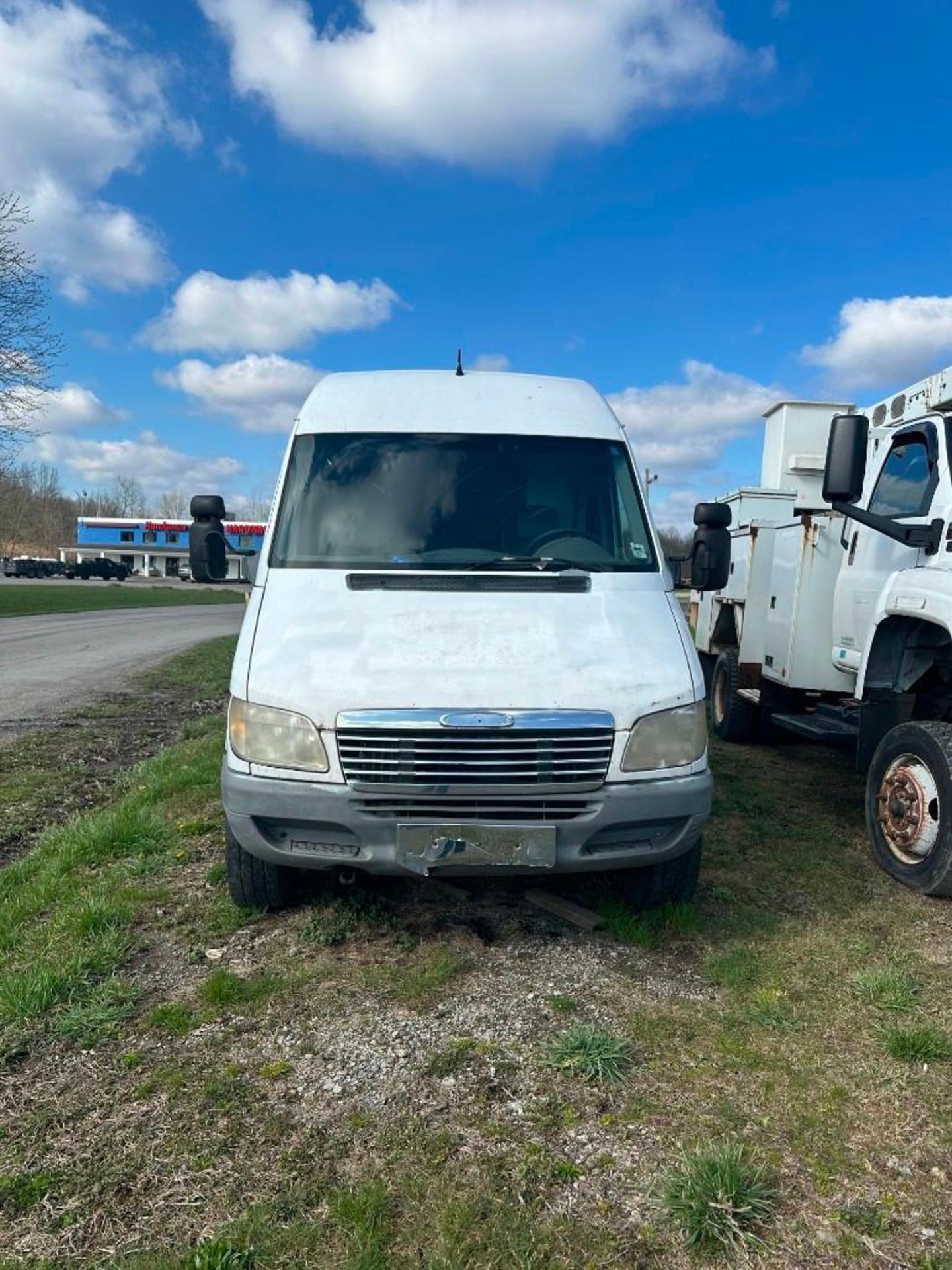 2006 Freightliner Sprinter 2500 Van (located off-site, please read description) - Image 3 of 13