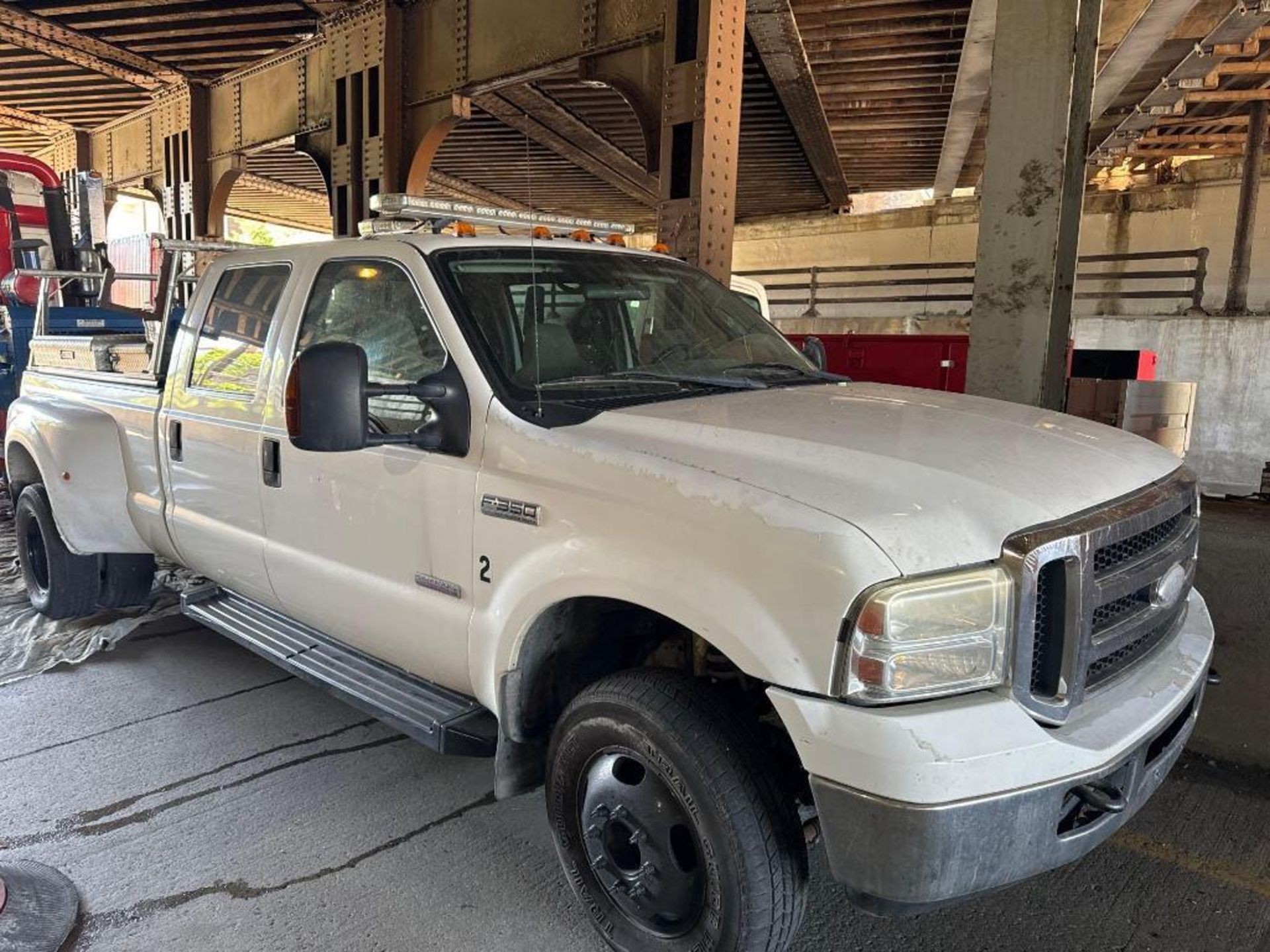 2006 Ford F-350 Diesel 4x4 Pickup Truck (located offsite-please read full description)