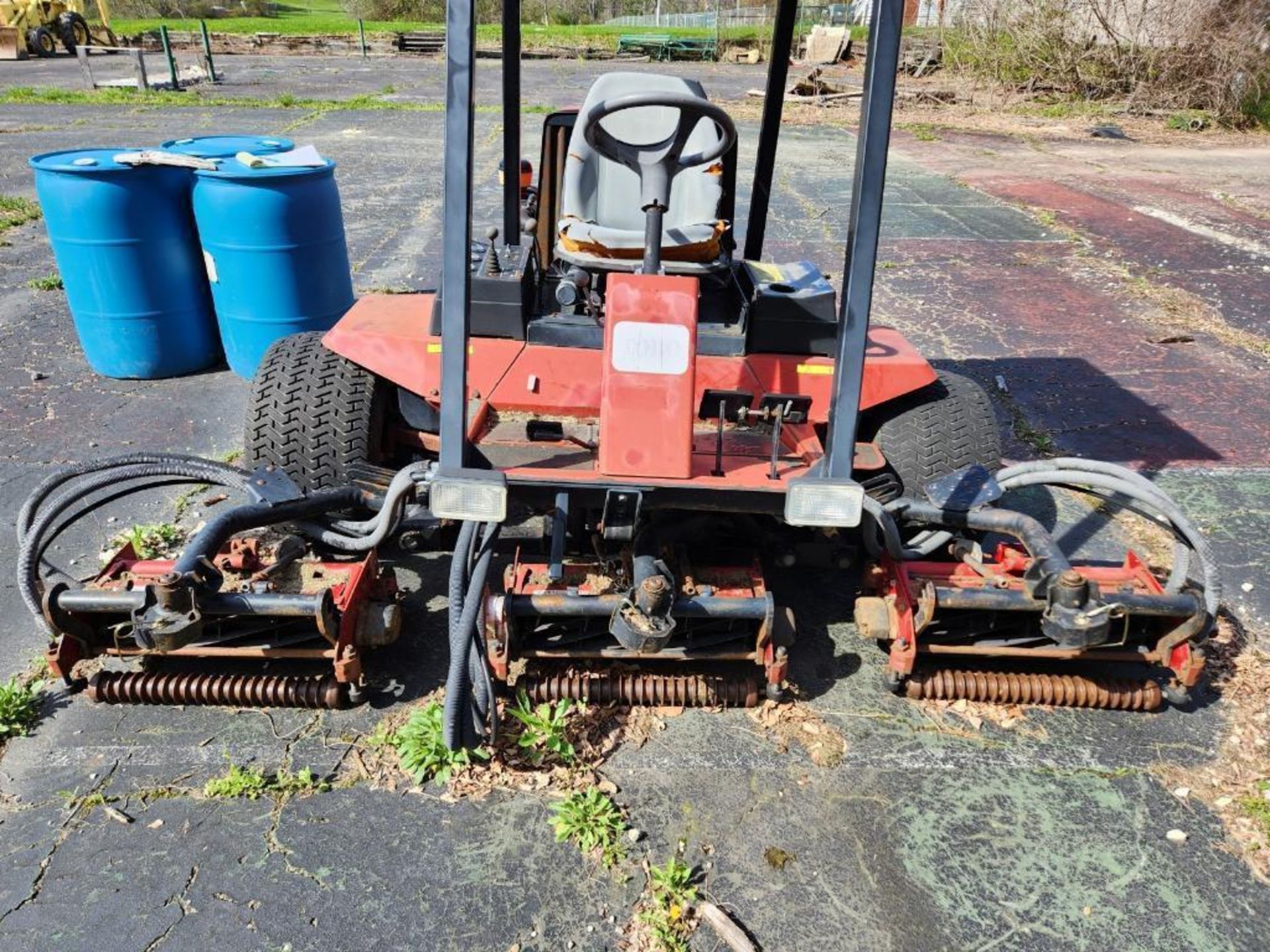 Toro Reelmaster 5500-D Golf Course Reel Mower (located off-site, please read description) - Image 2 of 6