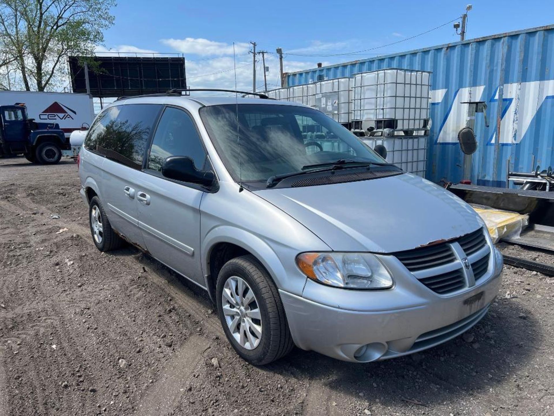 2006 Dodge Caravan - Image 3 of 10