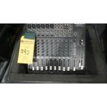 CONSOLE AUD MACKIE 14CH 1402-VLZ PRO - Non matching cases