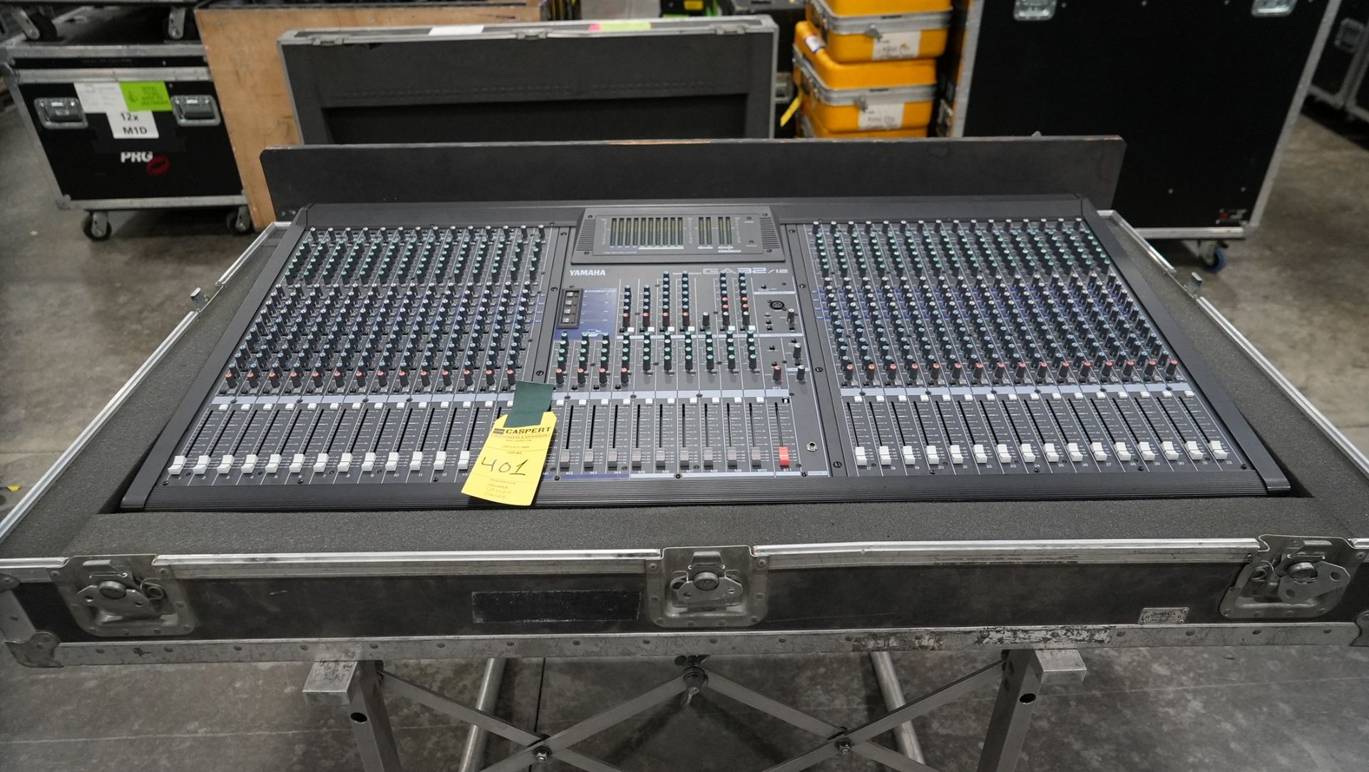 CONSOLE AUD YAMAHA 32CH GA32/12 (ST1 Fader missing button)