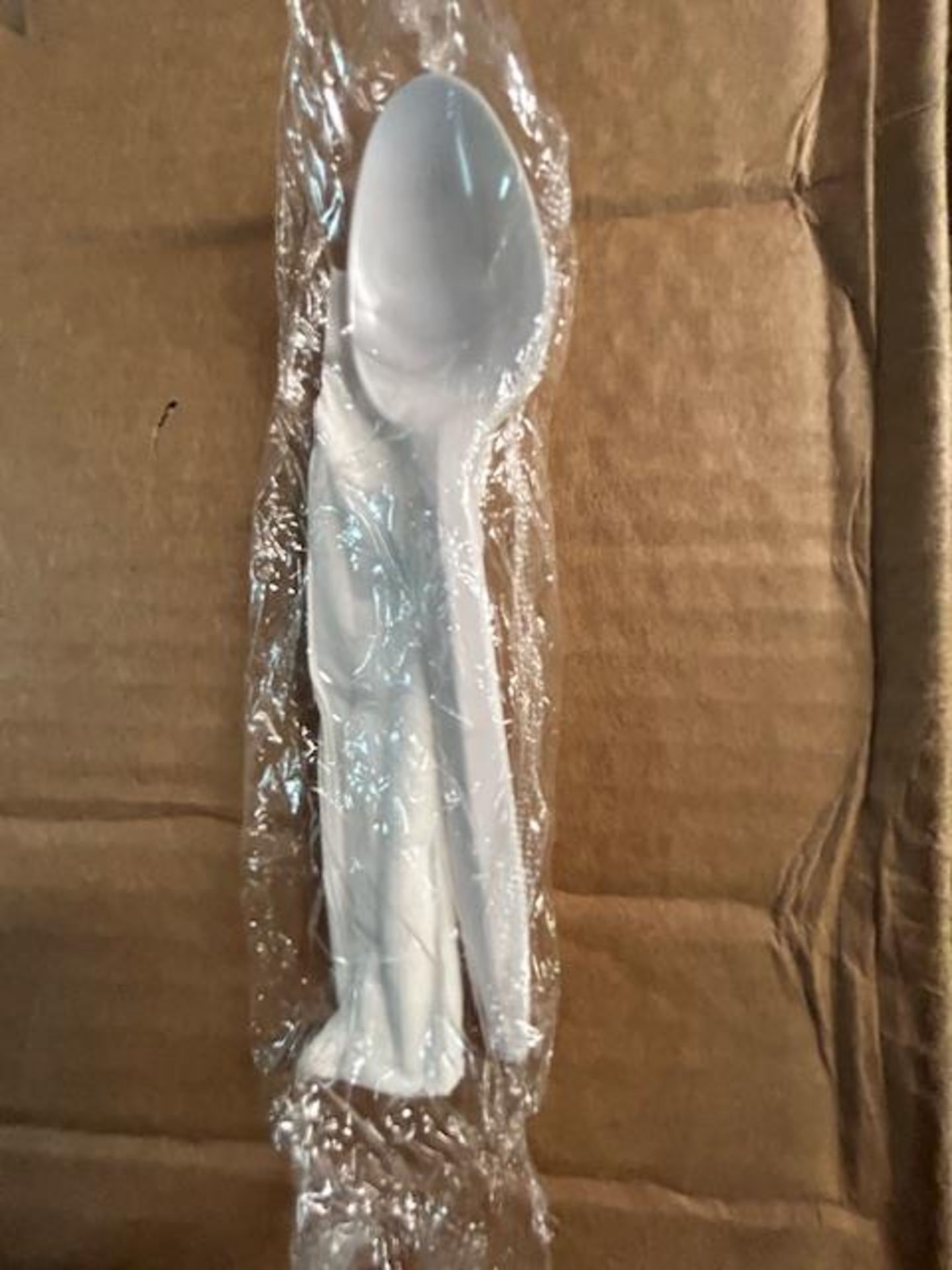 (11) Cases - 2 Piece Medium Weight Cutlery Kit - 1 Teaspoon & 1 Napkin per Pack (2000 Packs/Case)