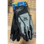 (28) Pairs of PIP #89301 Medium Extreme Work Gloves