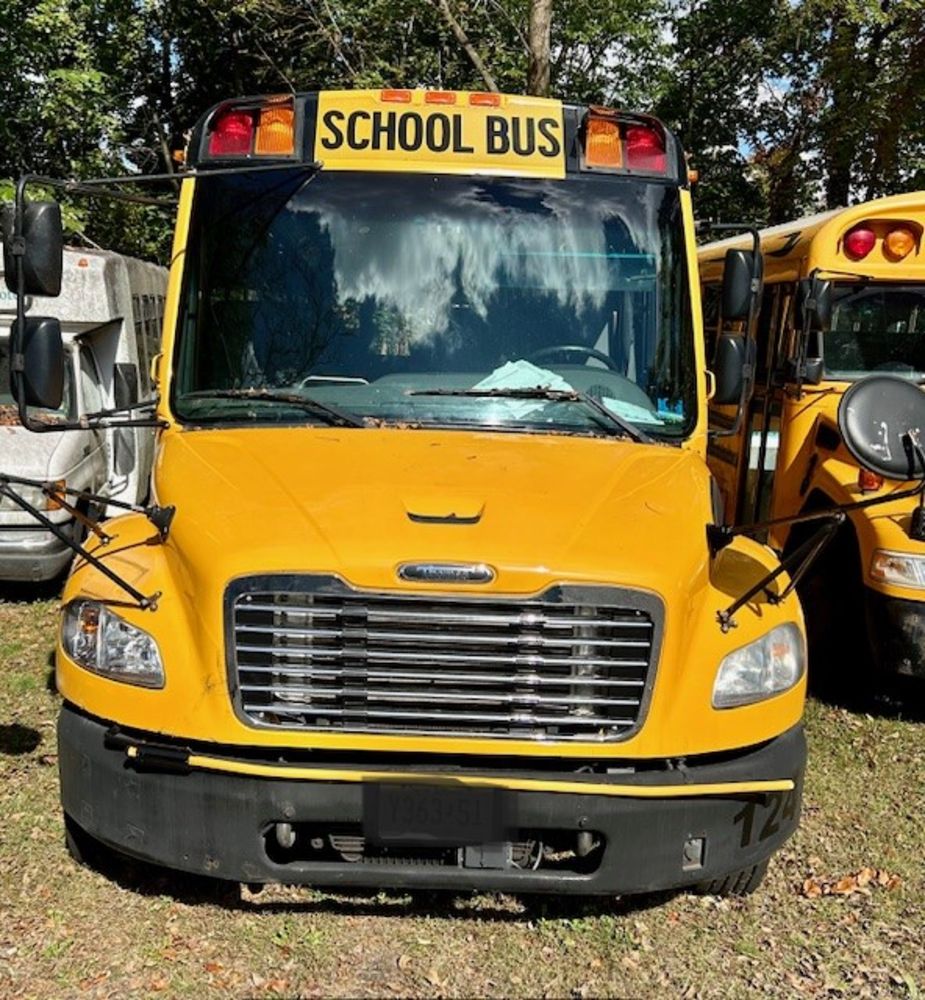 THOMAS SCHOOL BUSES, KENWORTH TRACTOR & STOUGHTON TRAILERS