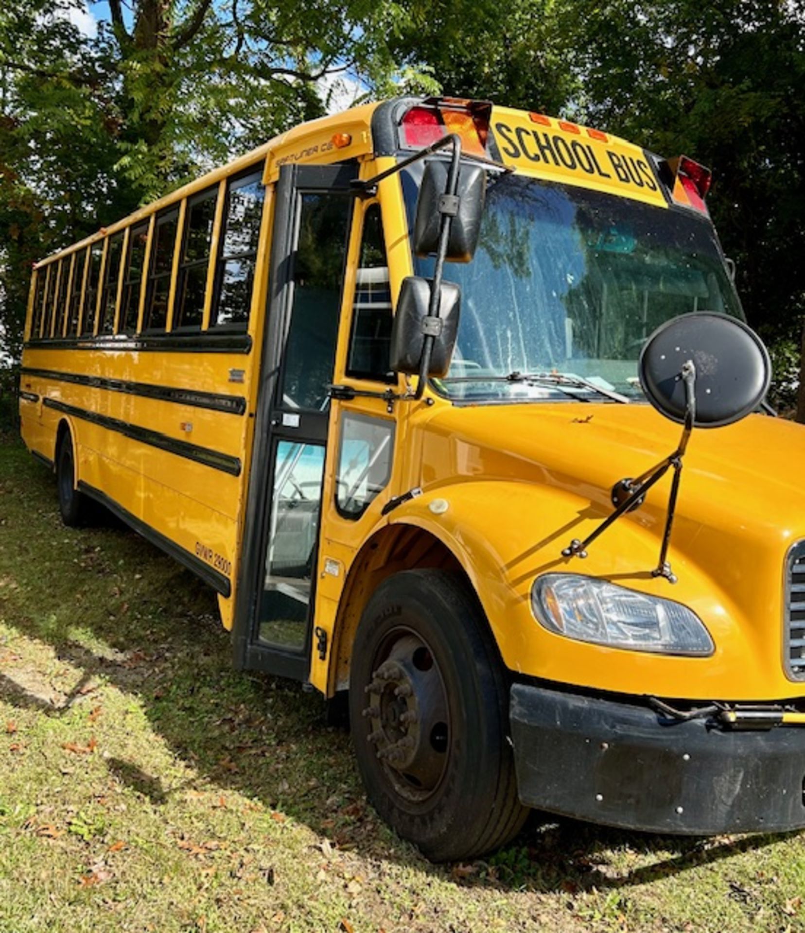 2018 Thomas 54 Seat School Bus - Image 2 of 15