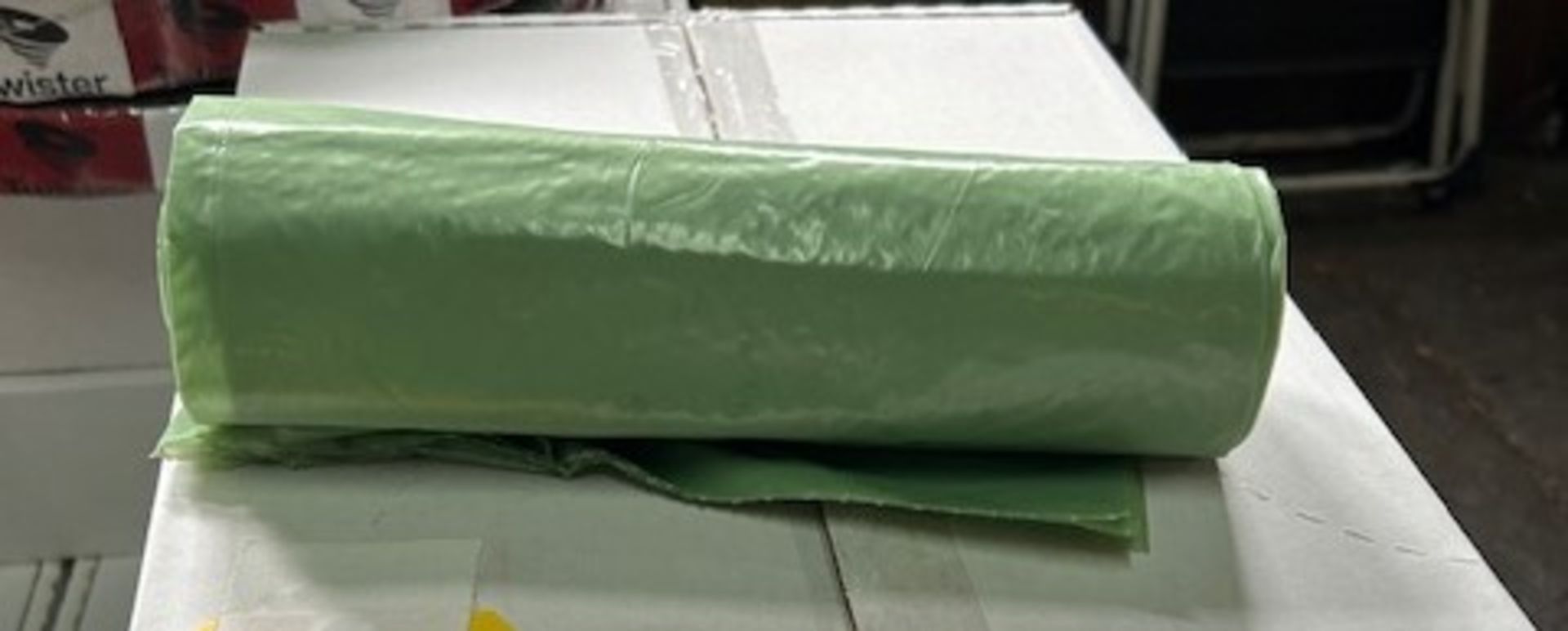 (19) Cases - 40 x 46 1.3 mil Green Garbage Liner (Pack 100)