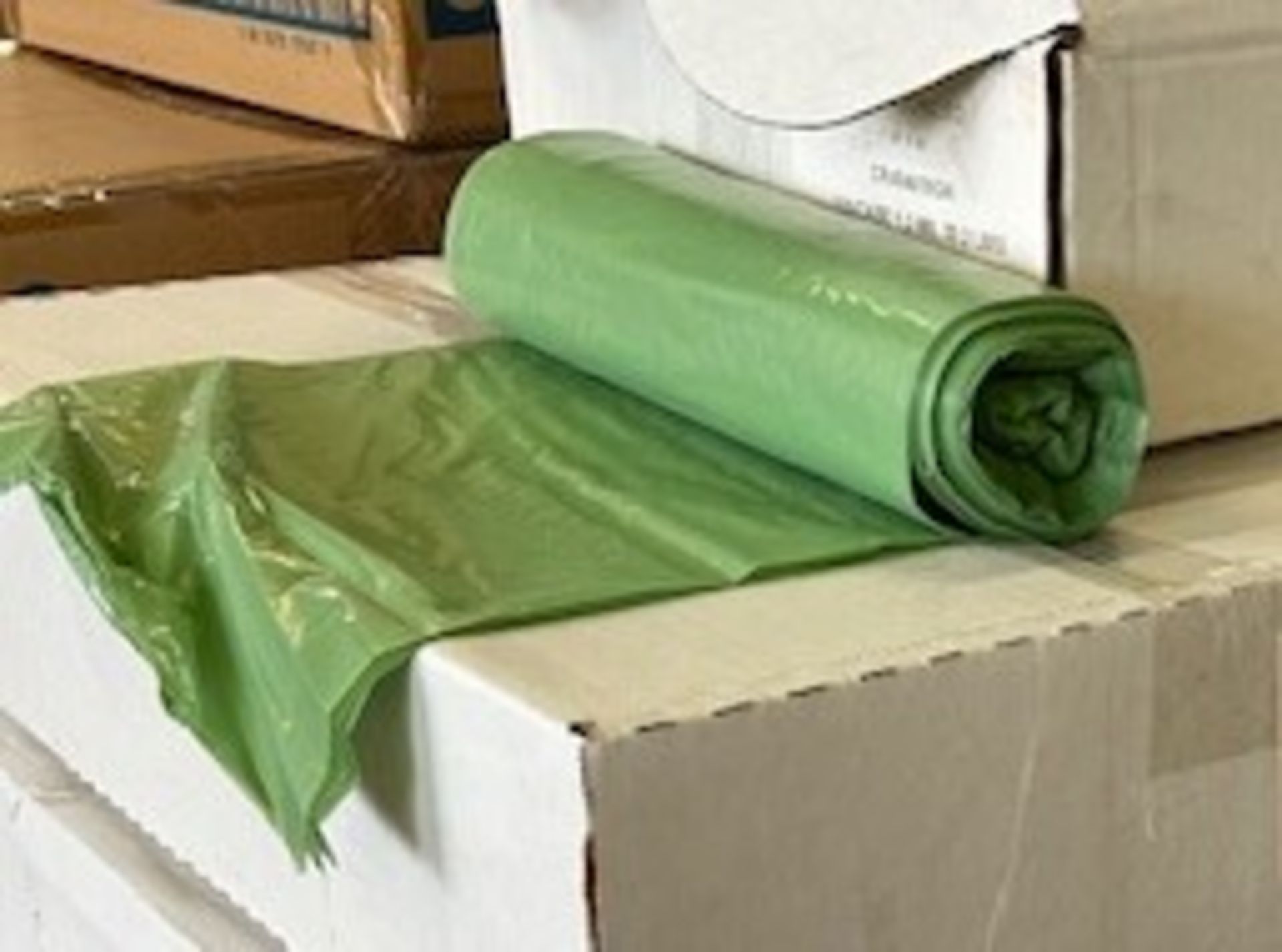 (16) Cases - 40 x 46 1.3 mil Green Garbage Liner (Pack 100)