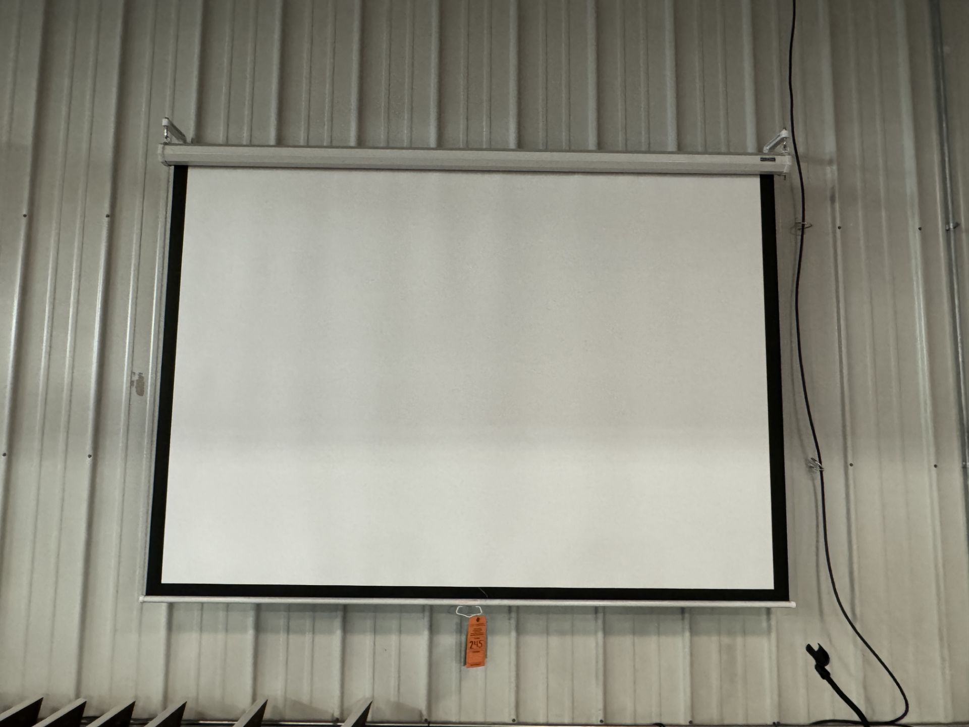 EPSON EX7230 PROJECTOR AND SCREEN (ZONE B1) - Image 3 of 3