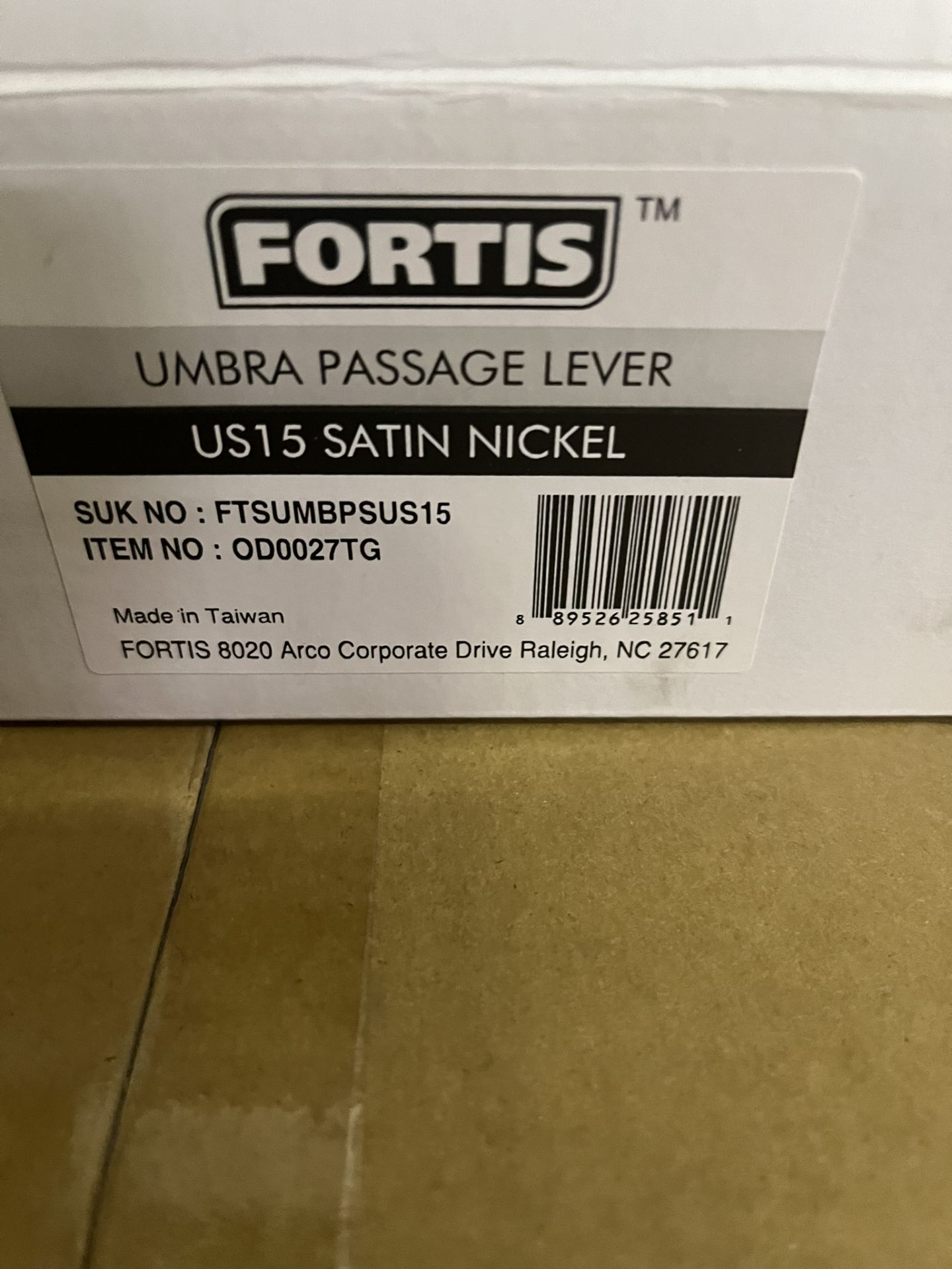 (10) FORTIS UMBRA PASSAGE LEVERS US15 SATIN NICKEL - Image 2 of 3