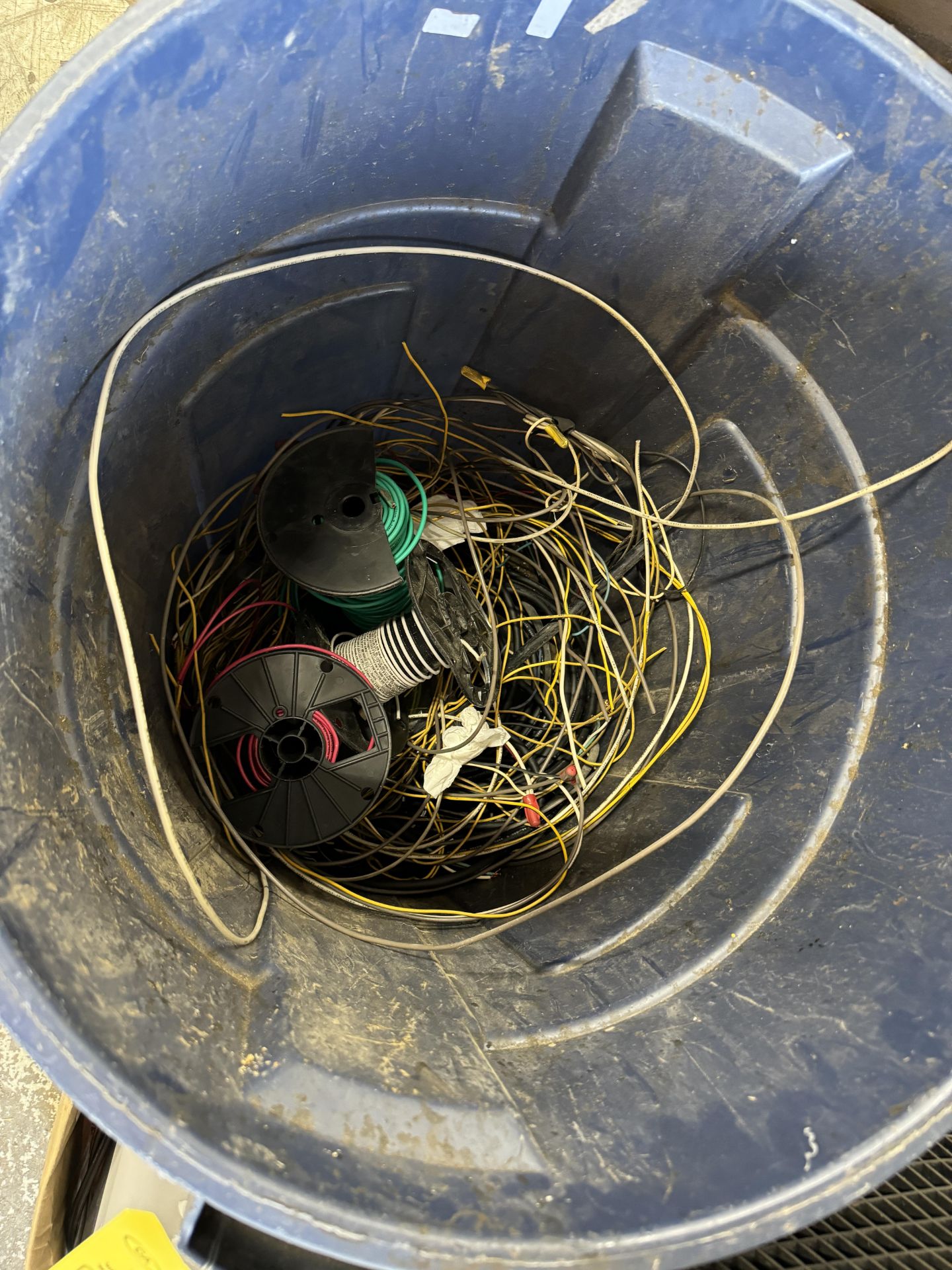 BIN WITH COPPER WIRE