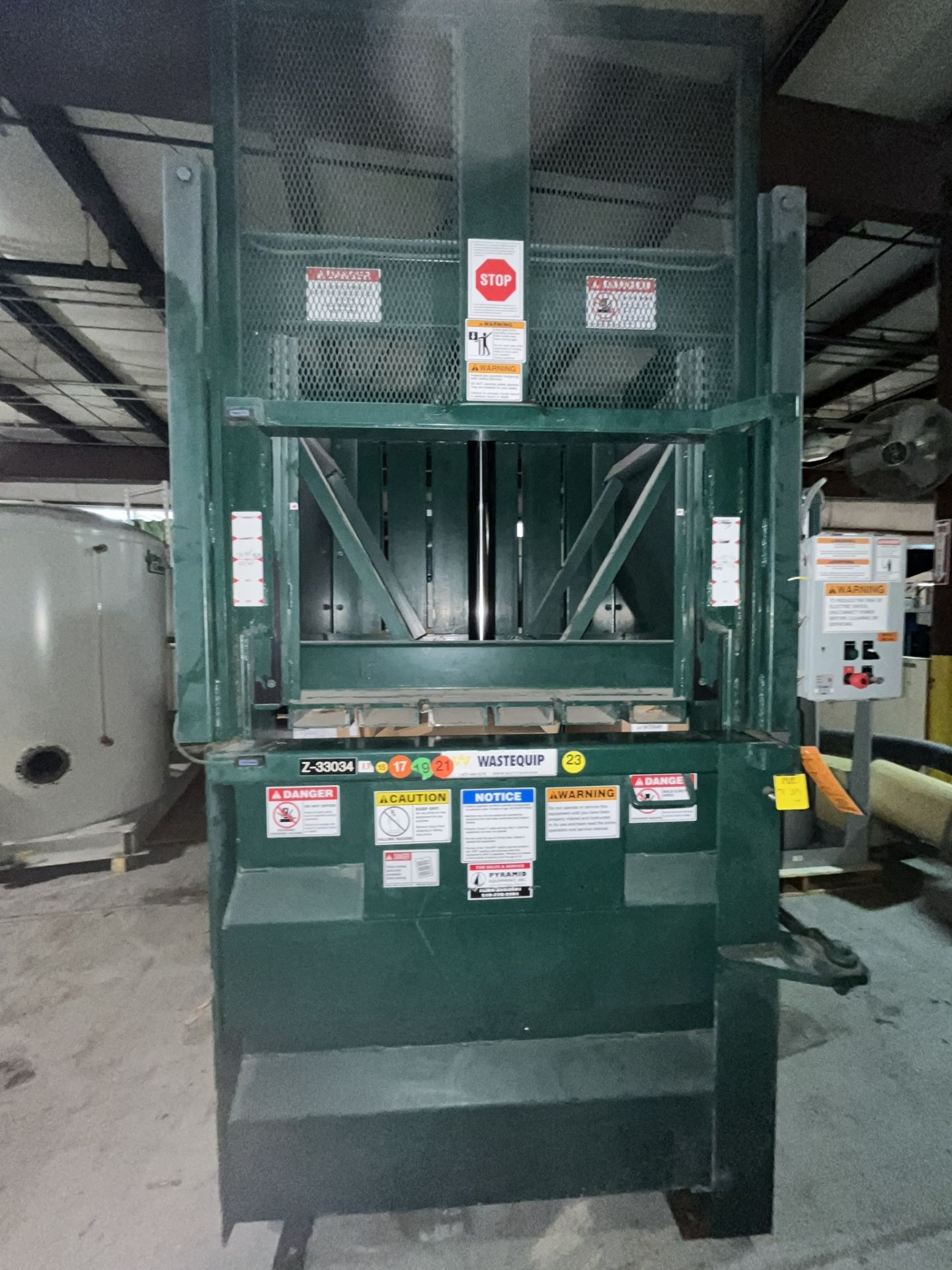 2010 WASTE EQUIP 4830HD CARDBOARD COMPACTOR SERIAL # LB10076