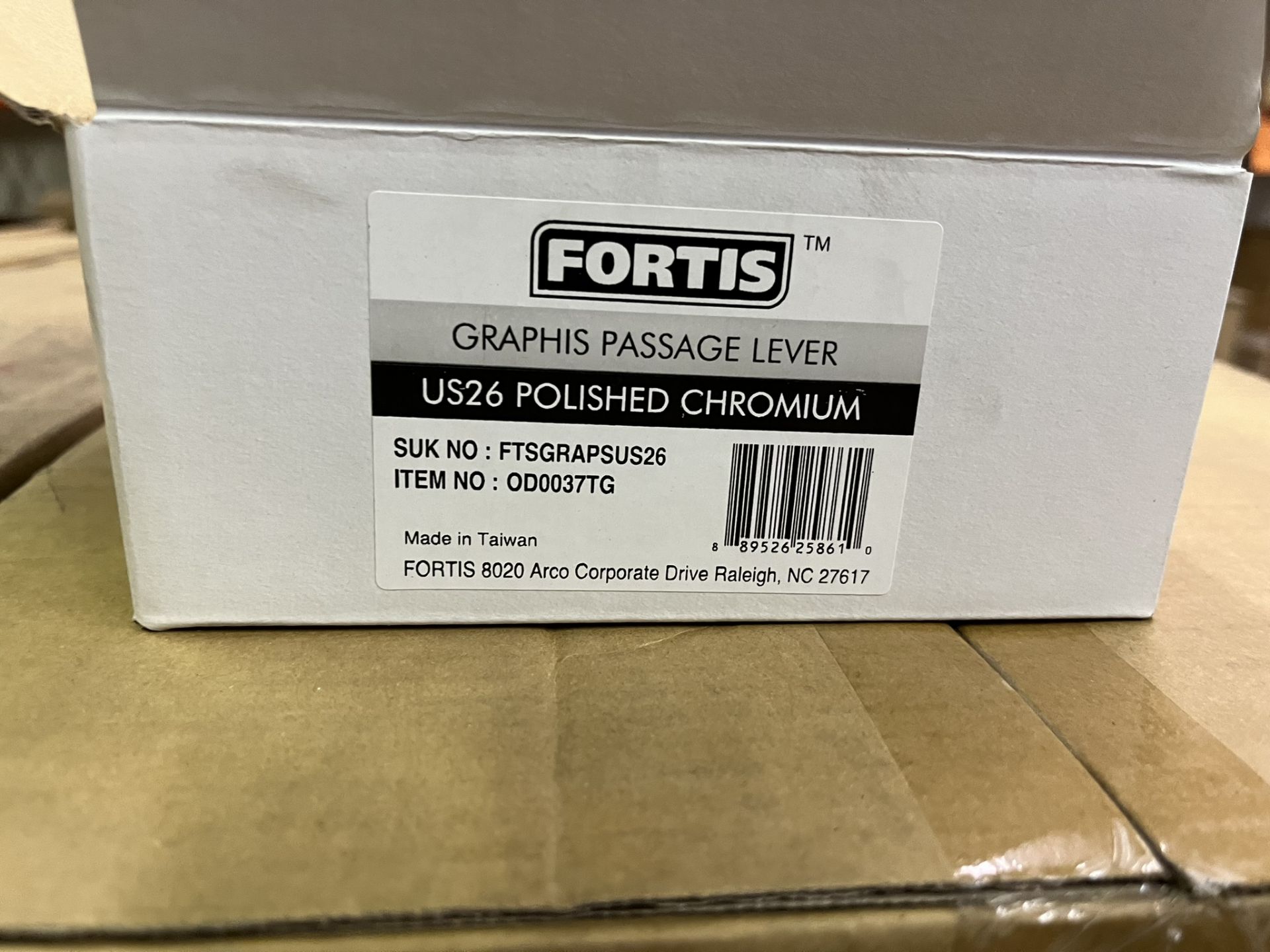 (10) FORTIS GRAPHIS PASSAGE LEVERS US26 POLISHED CHROMIUM