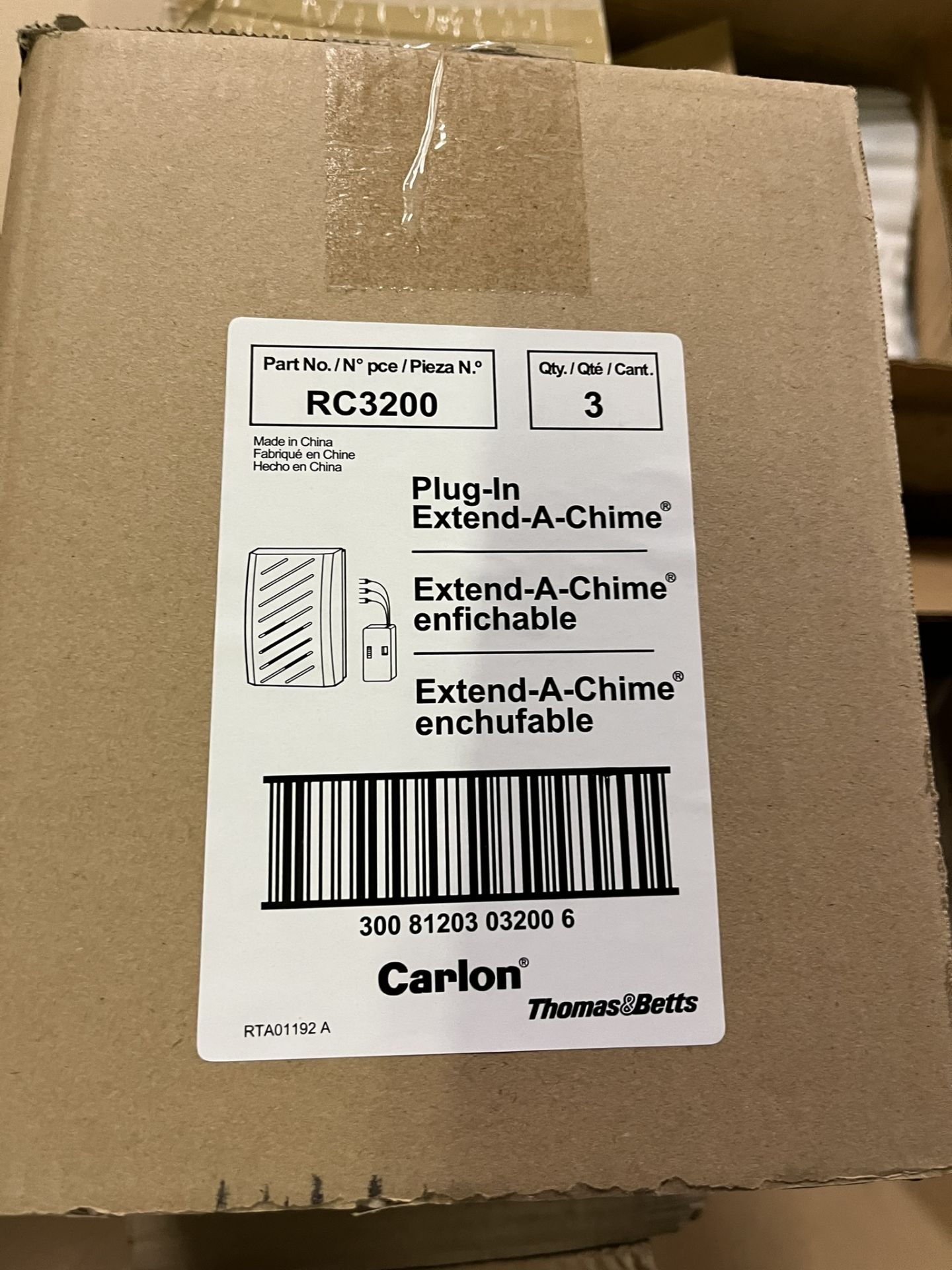 PALLET WITH APPOX (24) CARLON PLUG-IN EXTEND-A-CHIME MODEL # RC3200; VARIOUS CIRCUIT BOARDS WITH - Image 7 of 7