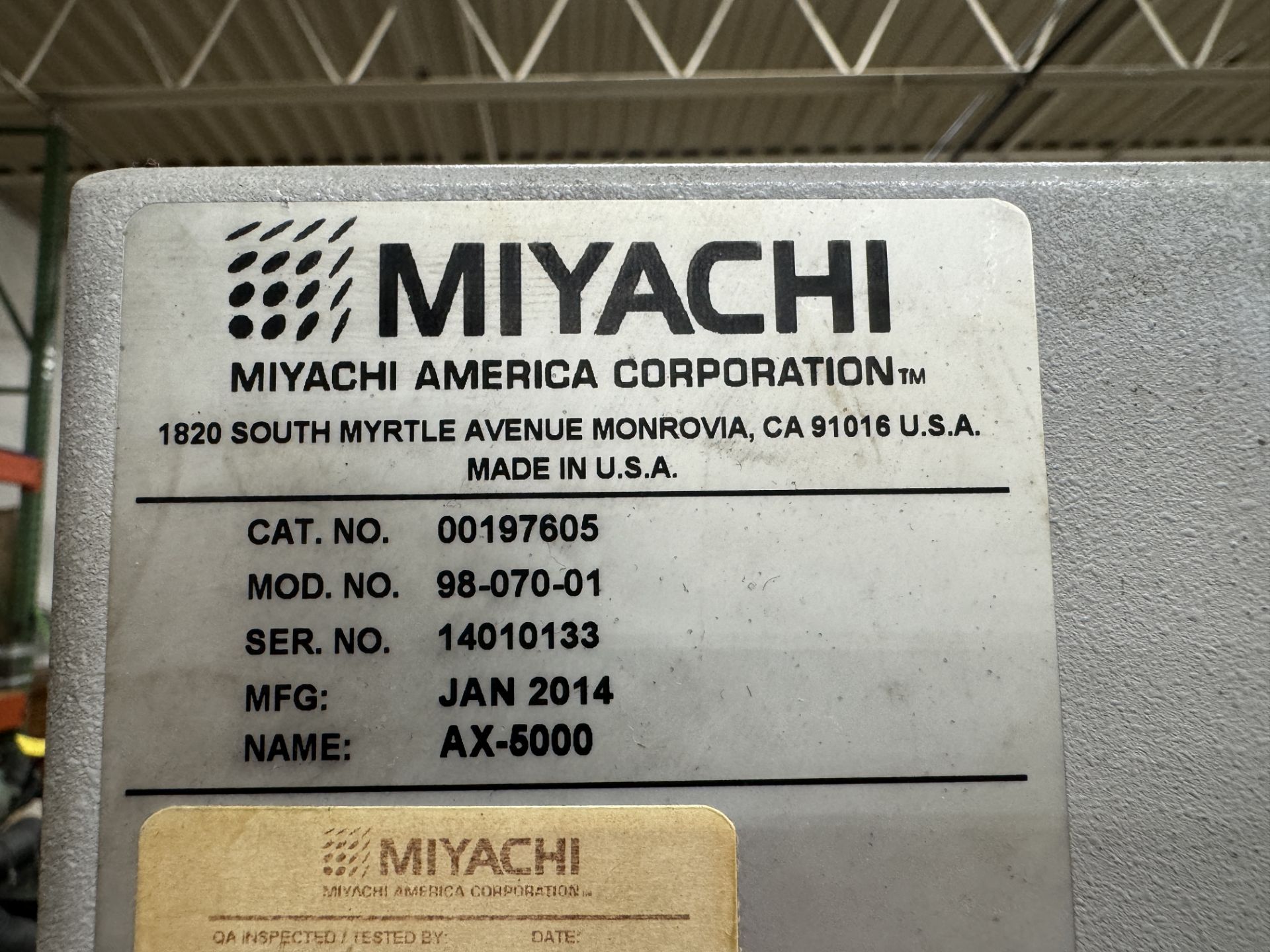 2014 MIYACHI AX-5000 LASER WELDING GLOVEBOX CAT: 00197605 MODEL # 98-070-01 SERIAL # 14010133; - Image 8 of 8