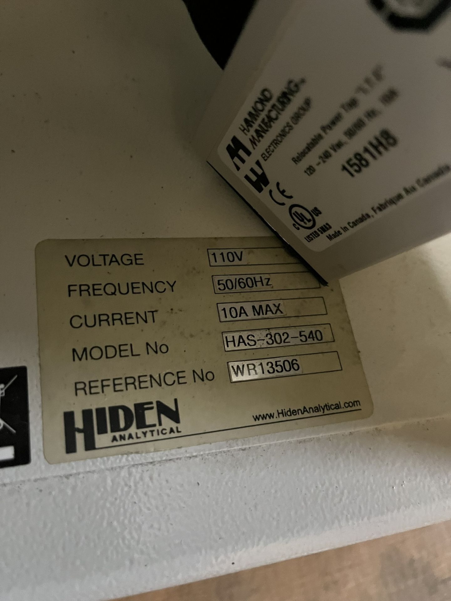 HIDEN MASS SPECTROMETER FOR RESIDUAL GAS ANALYSIS WITH MULTIPLE SIZED CHAMBERS INCLUDING COMPUTER - Image 15 of 27