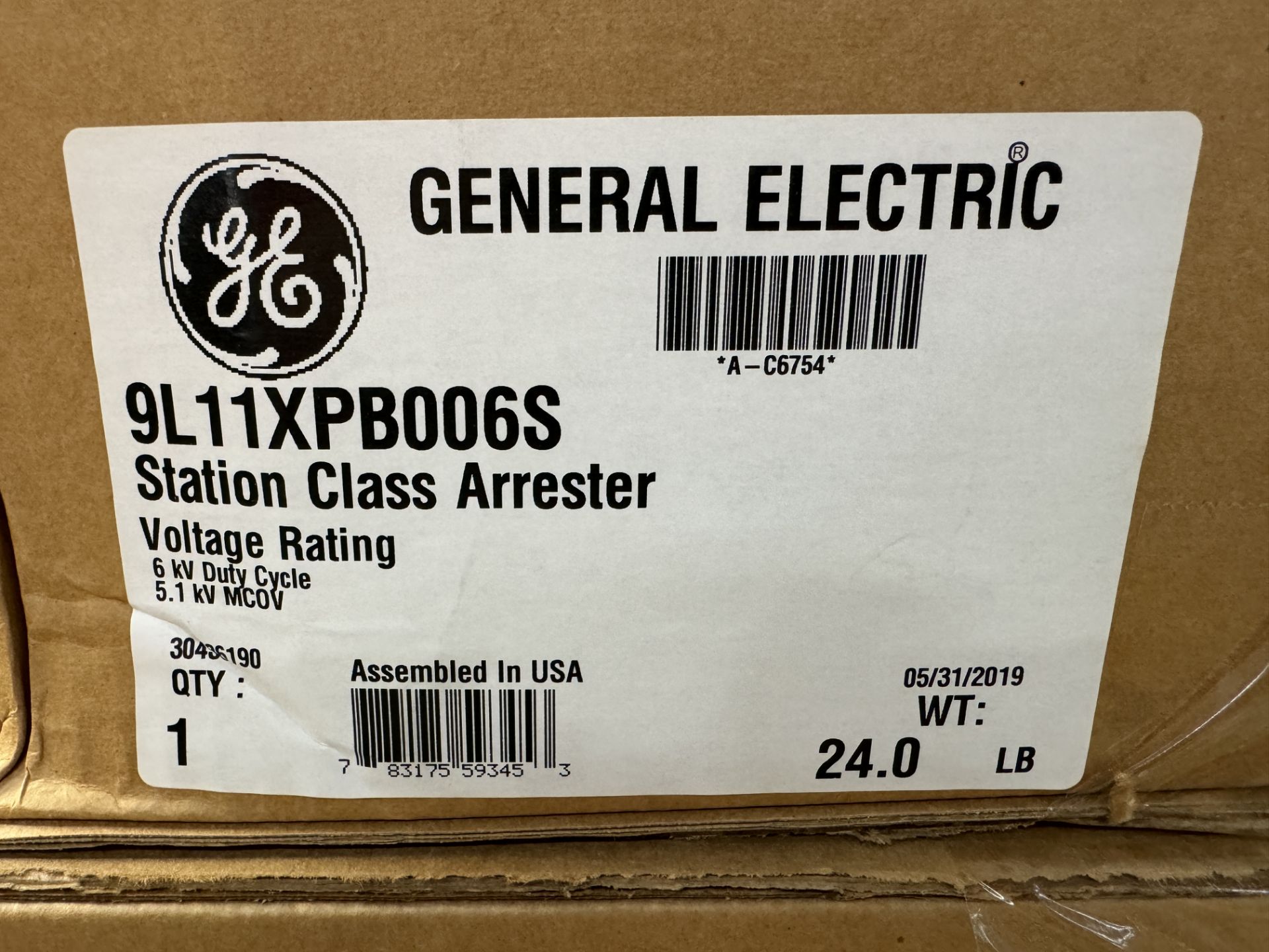 (2) GE STATION CLASS ARRESTERS; 6 KV DUTY CYCLE; 5.1 KV MCDZ; CAT # 9L11XPB006S - Image 2 of 4