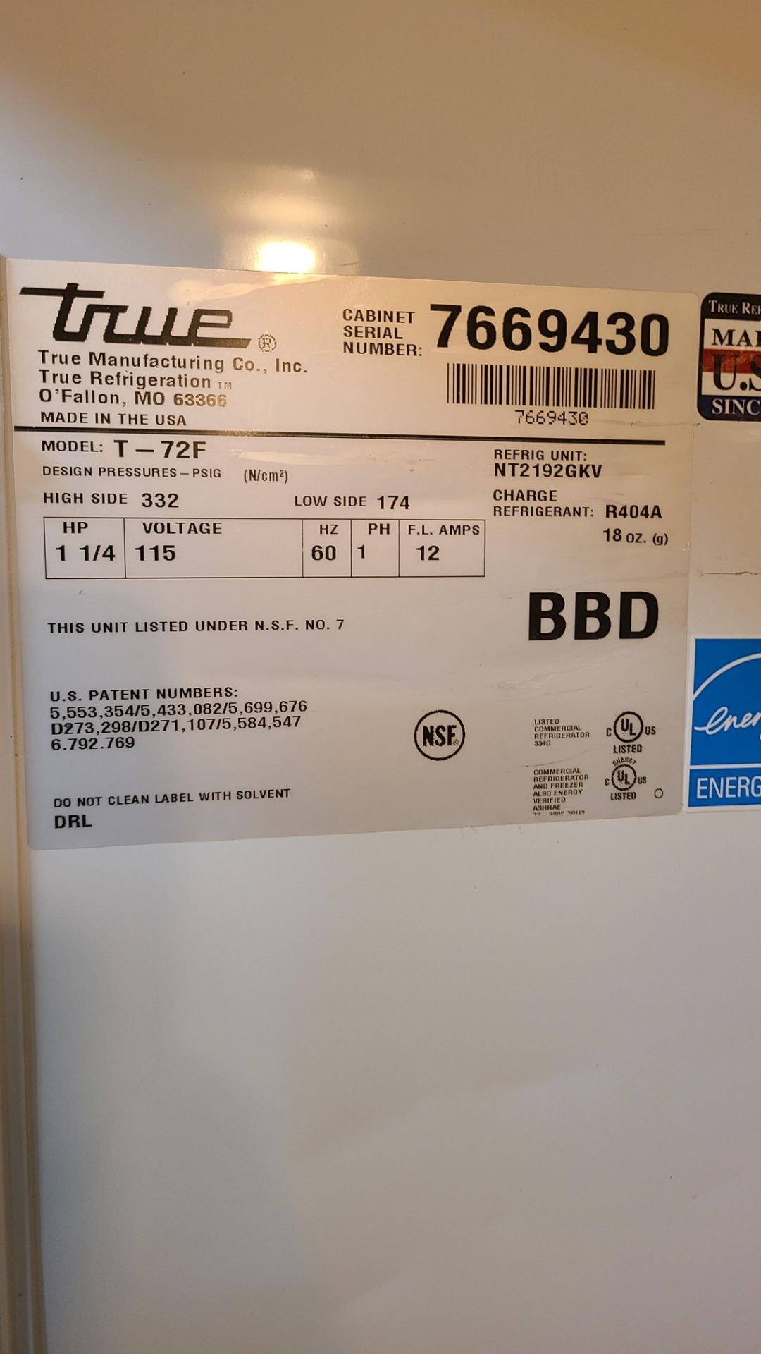 TRUE 3 DOOR FREEZER MODEL # T-72F SERIAL # 7669430; 1.25 HP; 115 V; 60 HZ; 1 PH (#869) - Image 2 of 2