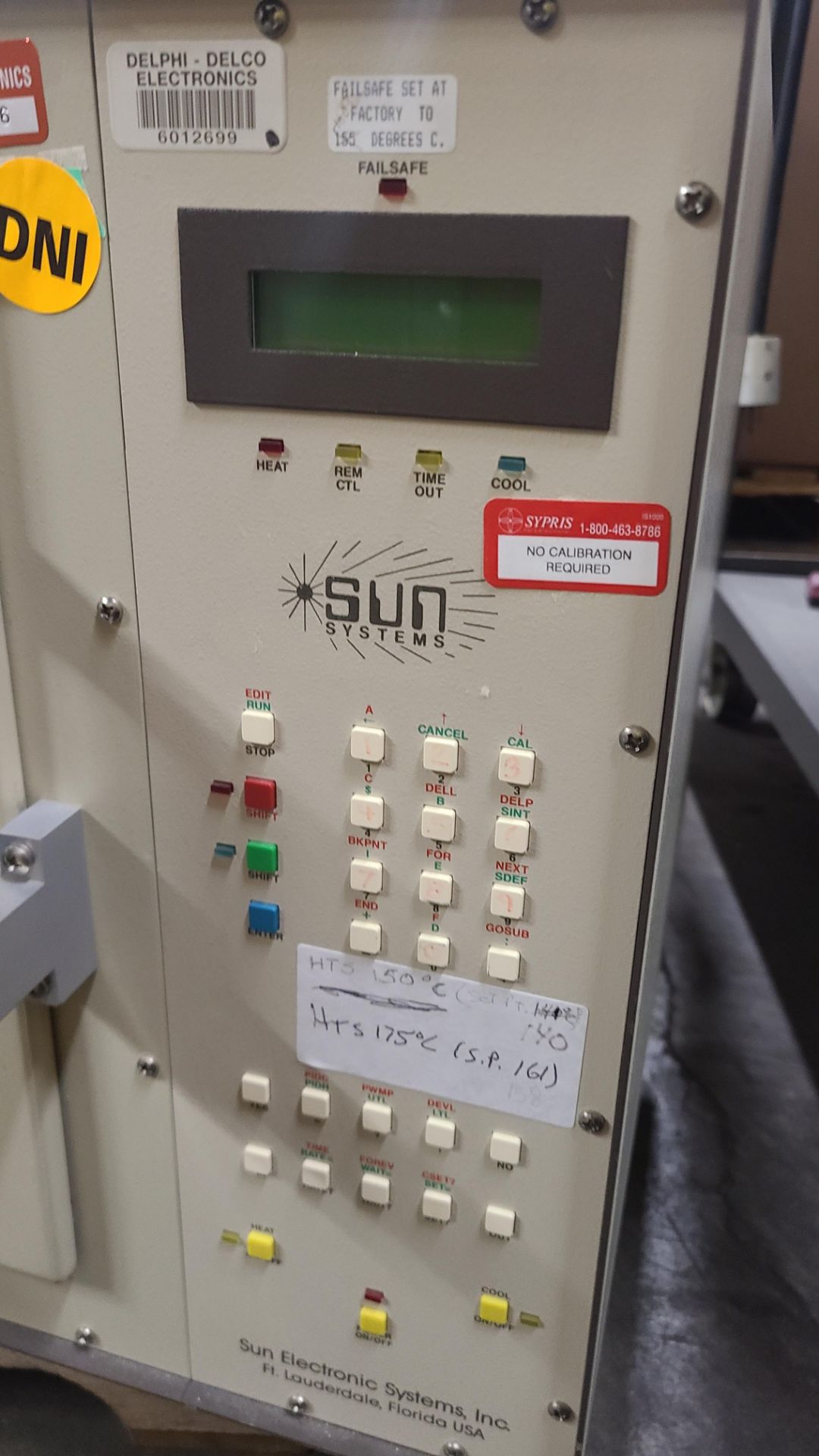 SUN SYSTEMS TEMPERATURE TEST CHAMBER MODEL # EC10 SERIAL # AA0275 - Image 2 of 6