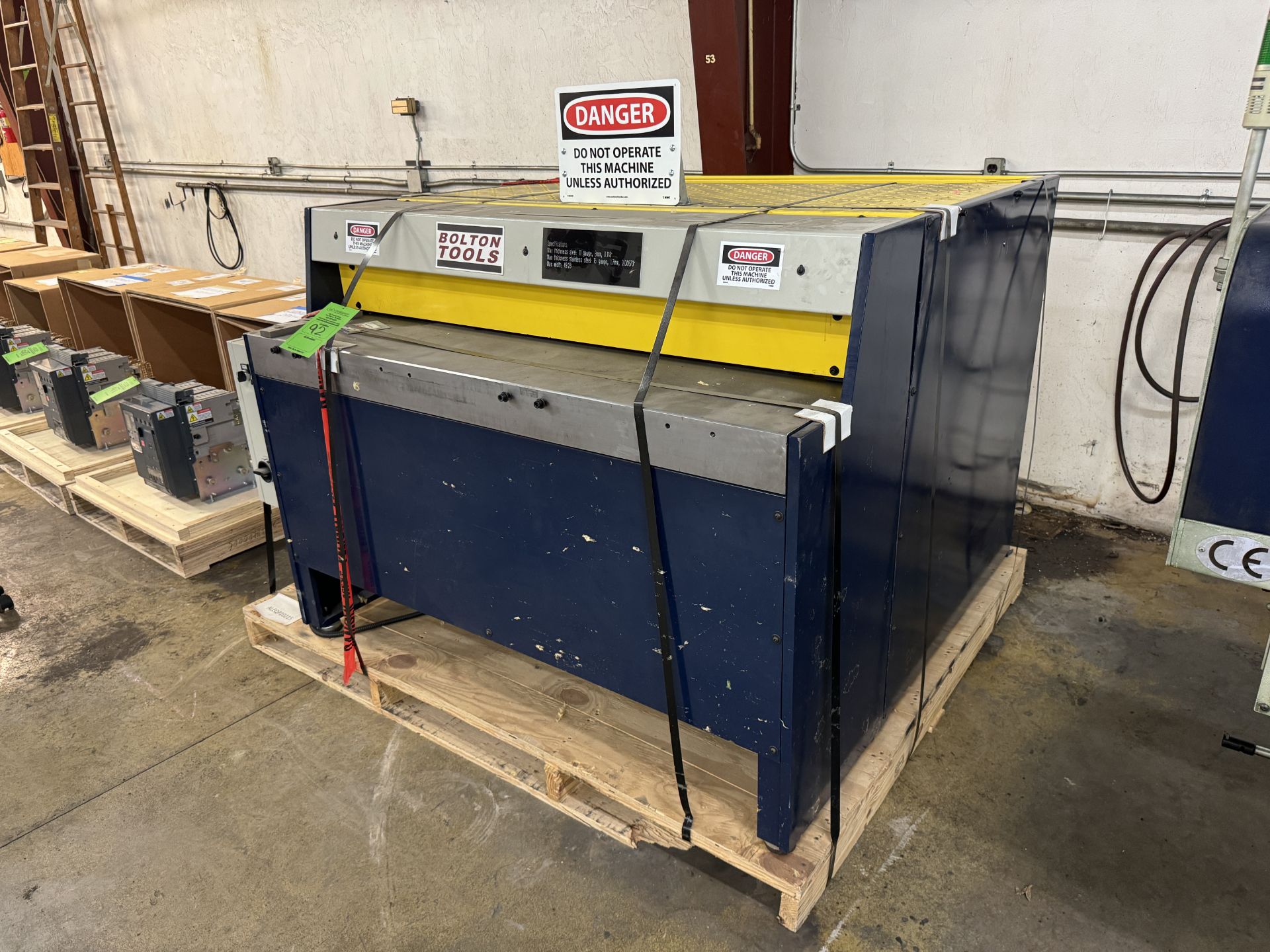 2019 BOLTOON TOOLS 50" 11 GAUGE ELECTRIC SHEAR MODEL # ES5011 - Image 2 of 6