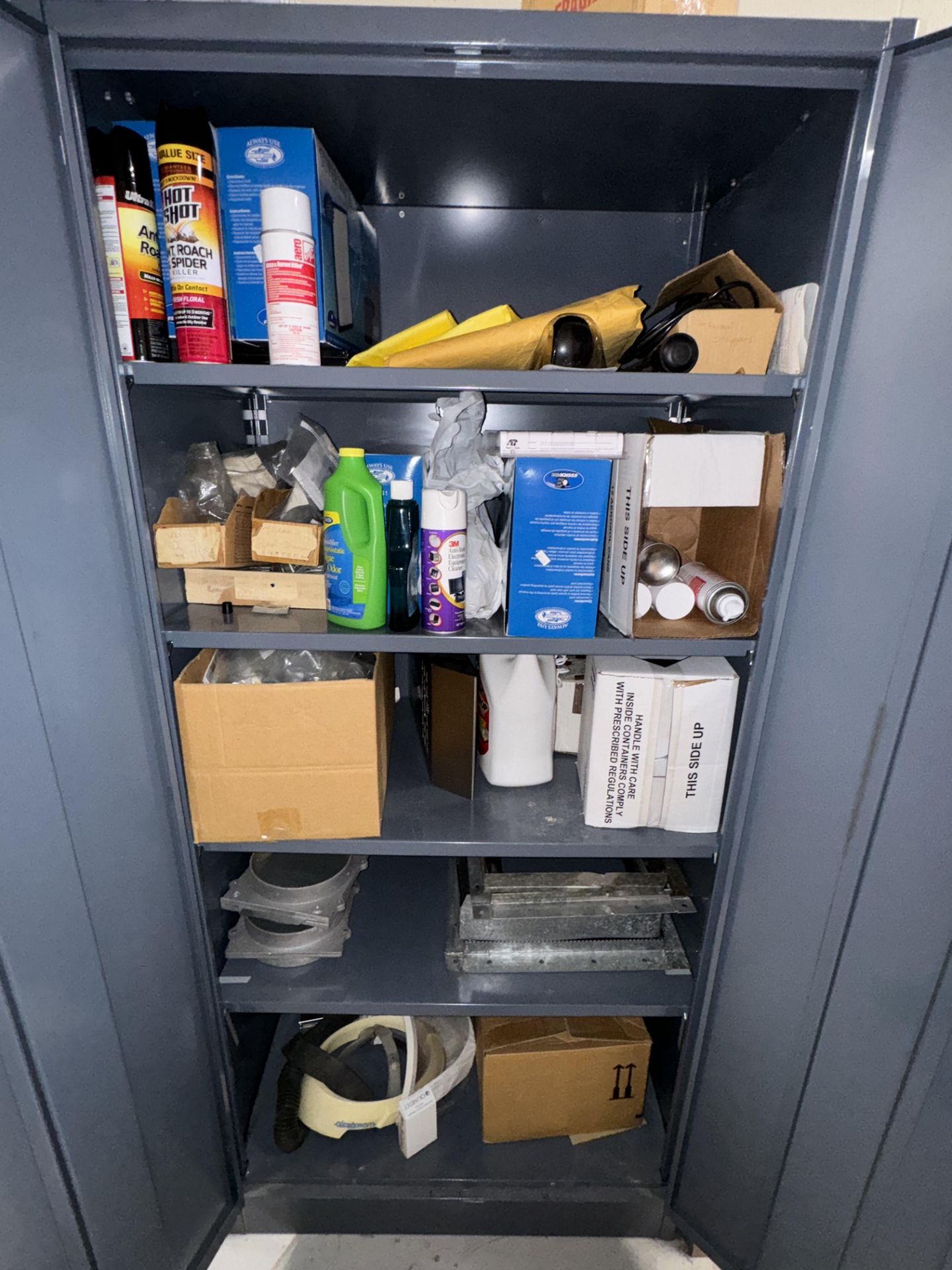 2-DOOR CABINET WITH CONTENTS (ZONE 5)