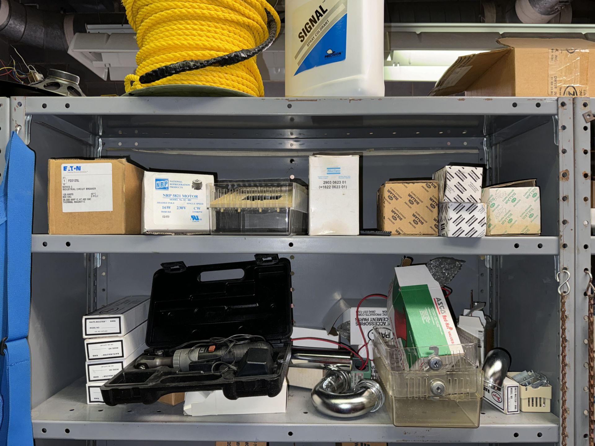 CONTENTS OF ROW: ASSORTED VALVES; GAUGES; SENSORS; THERMOSTATS; HOSES; MISC (ZONE 5) - Image 8 of 13