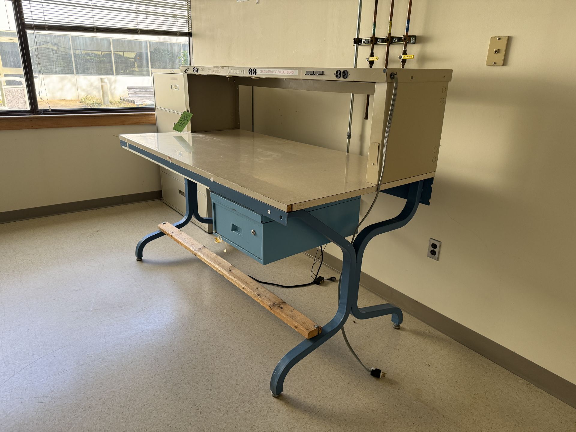 LAB WORK STATION (ZONE 2) - Image 2 of 2