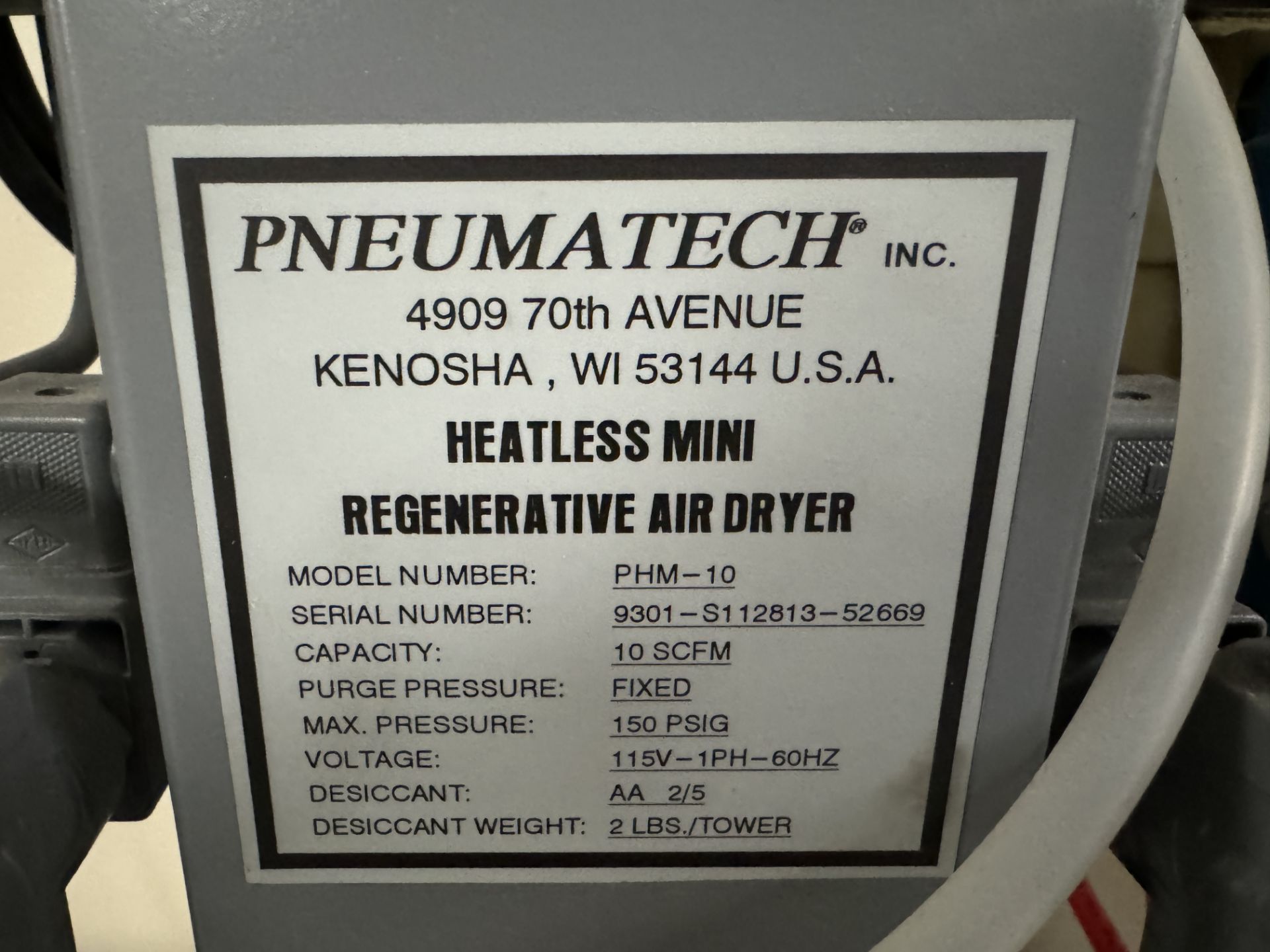 PNEUMATIC HEATLESS MINI REGENERATIVE AIR DRYER MODEL # PHM-10 SERIAL # 9301-S112813-52669; WITH - Bild 2 aus 2