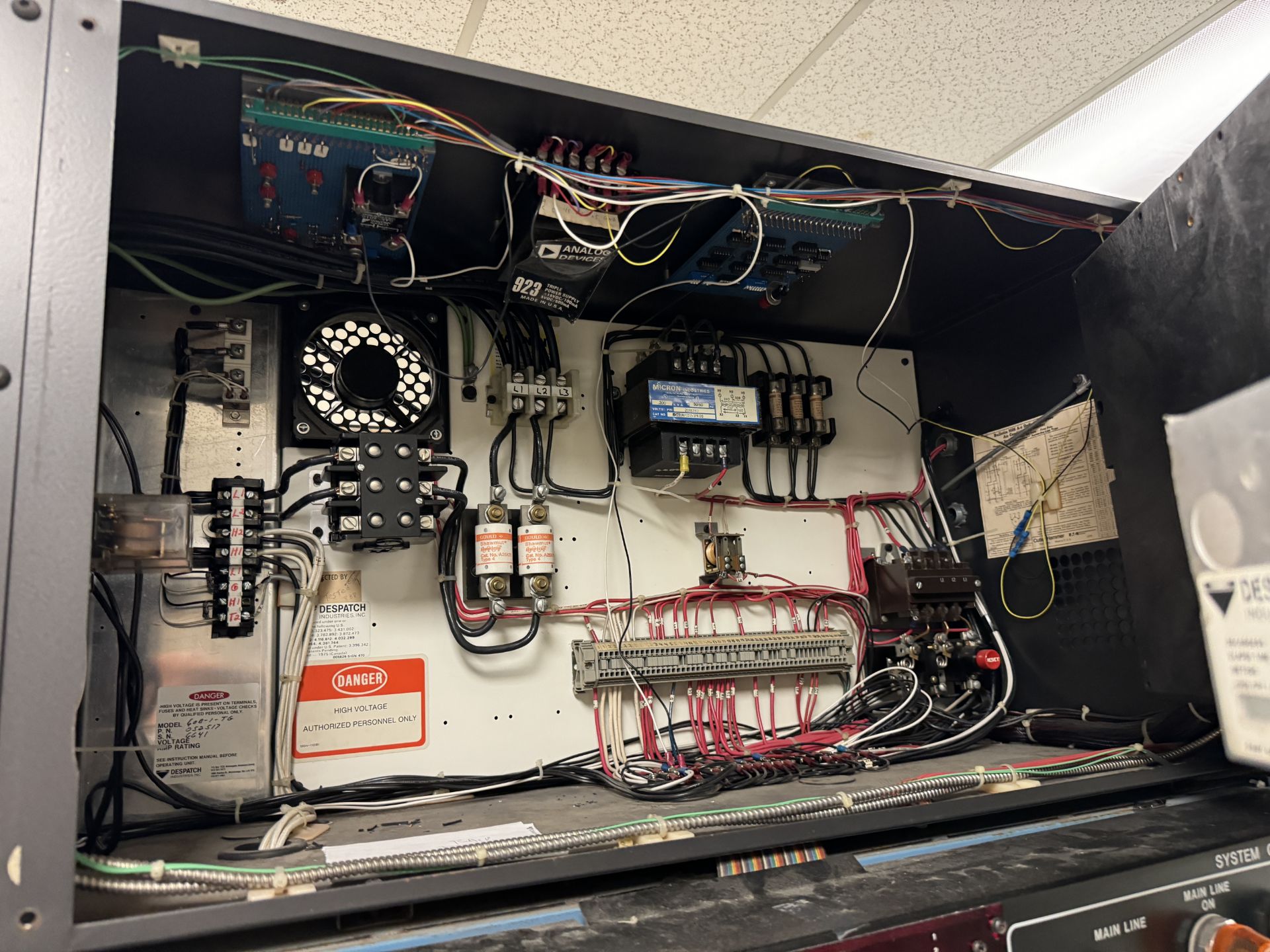 DISPATCH BURN-IN CABINET OVEN WITH EJ SYSTEMS TEST CONTROL INCLUDING ELECTRONIC MEASUREMENTS PCR - Image 4 of 7