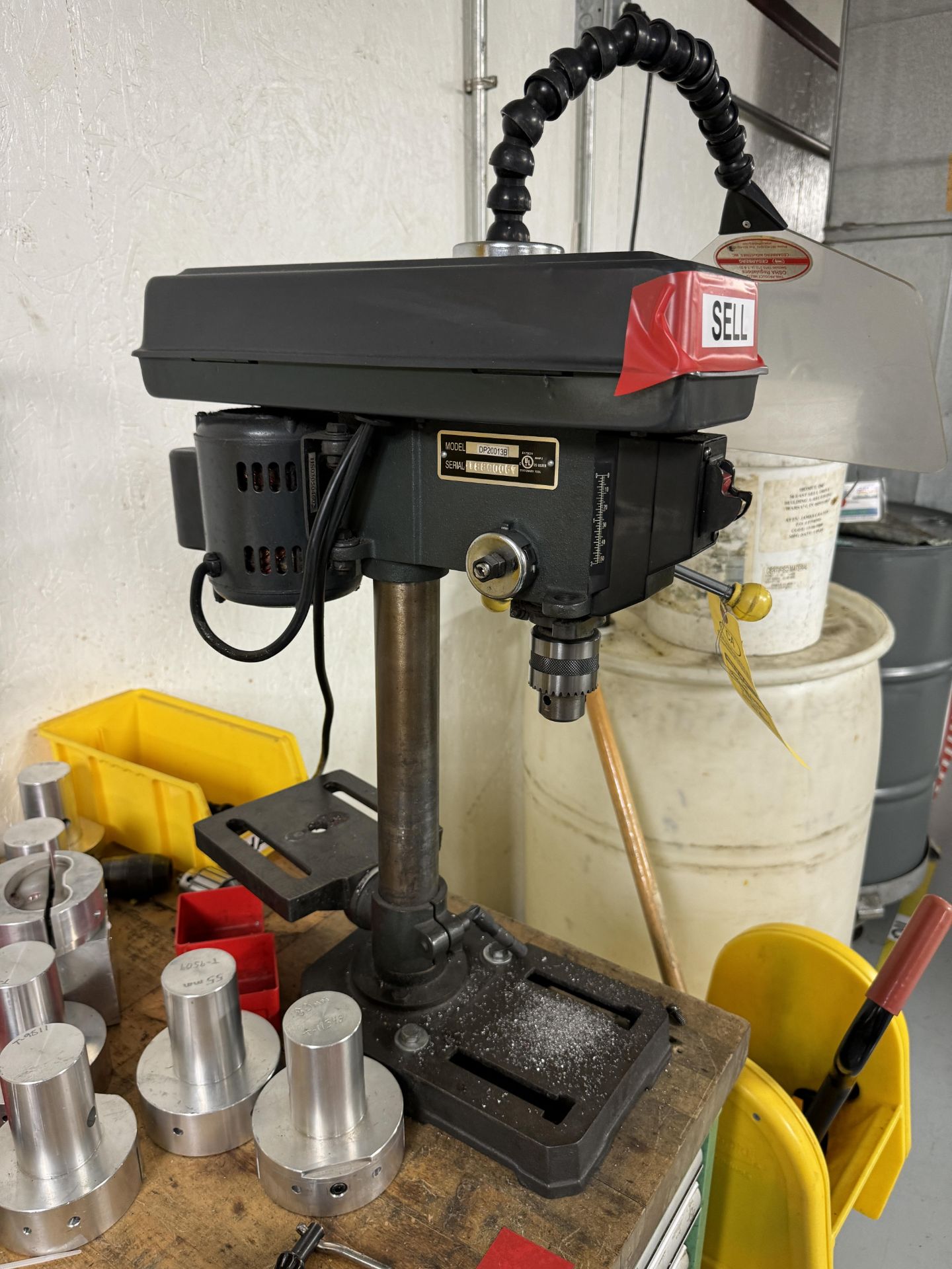 BENCH TOP DRILL PRESS MODEL # DP2001SB SERIAL # 18800067 (3561) - Image 2 of 3