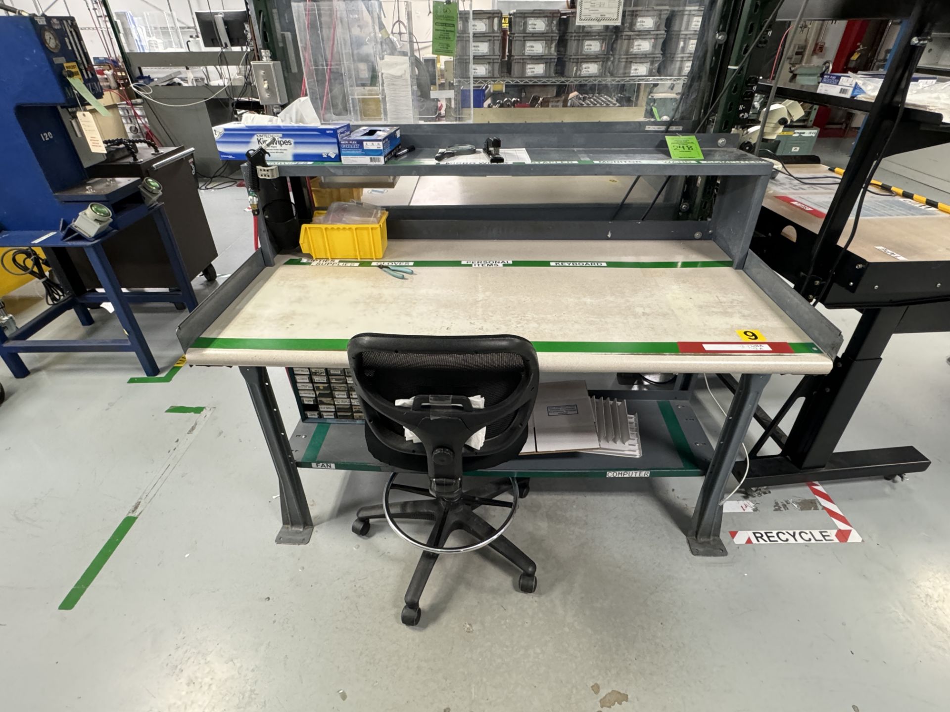 5'X2.5' WORK TABLE - Image 2 of 2