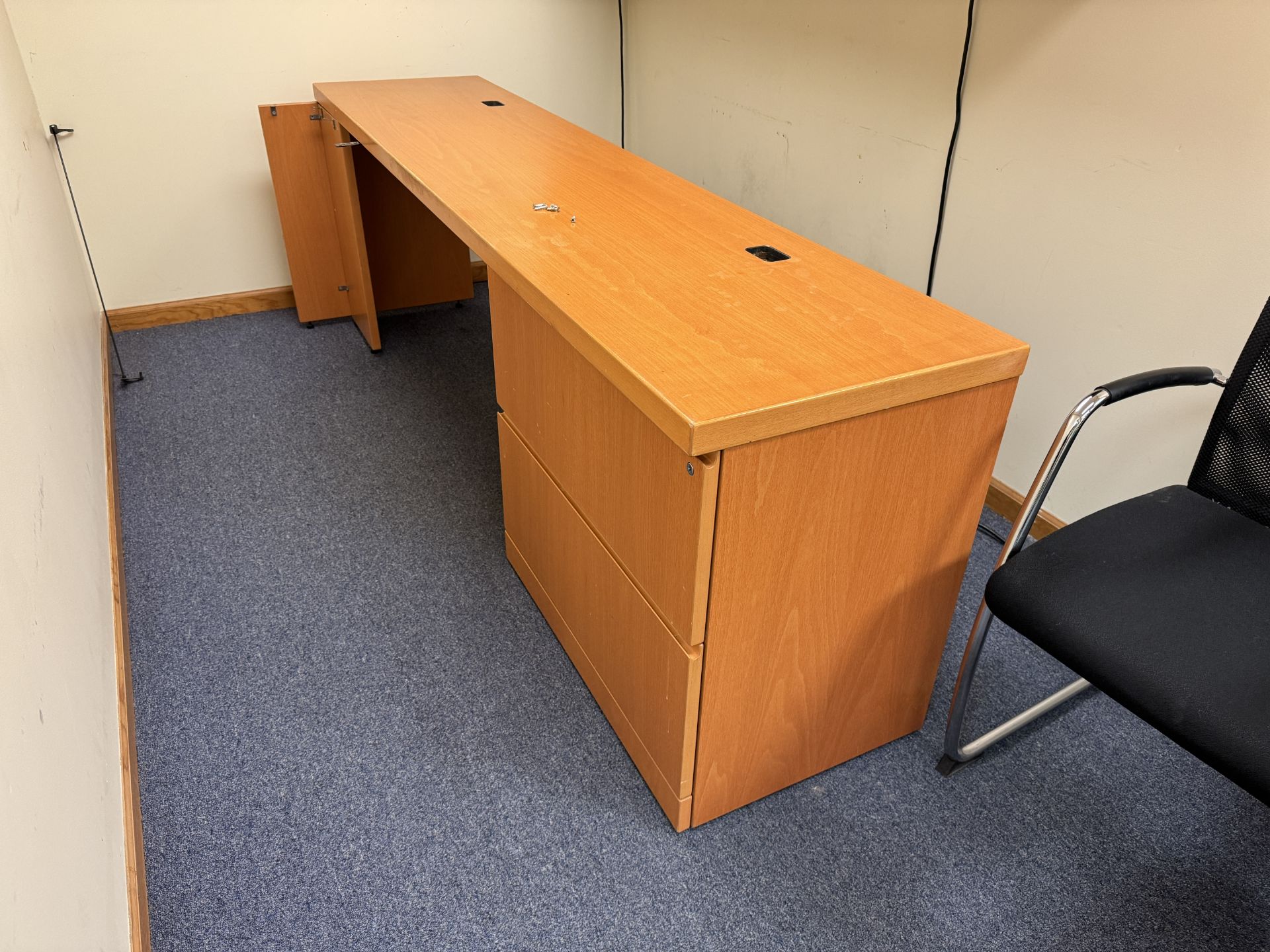 DESK; WALL MOUNT CABINET; (2) CHAIRS - Image 3 of 3