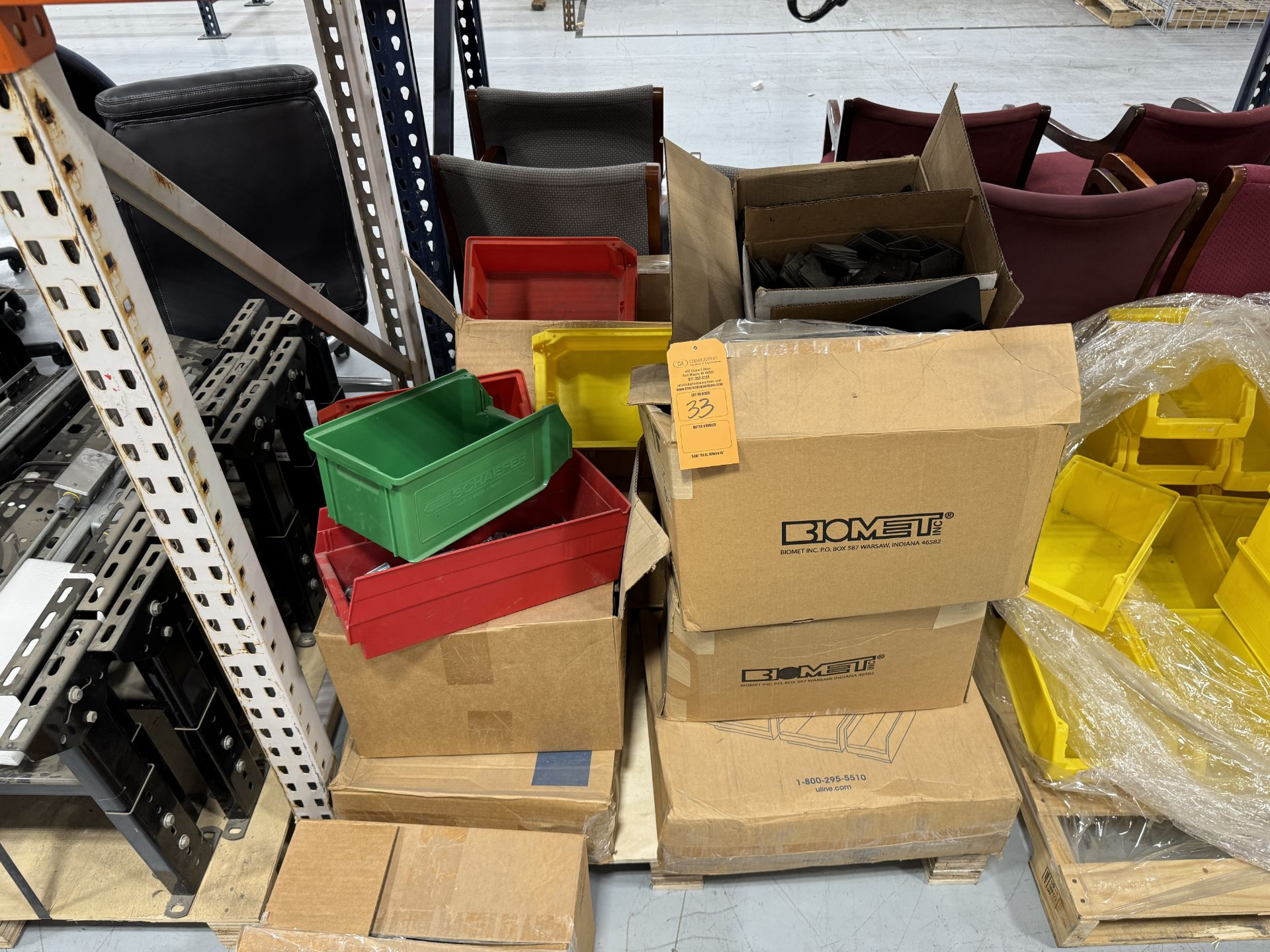 PALLET OF MISC PLASTIC BINS; MAGNETS; PLASTIC DIVIDERS