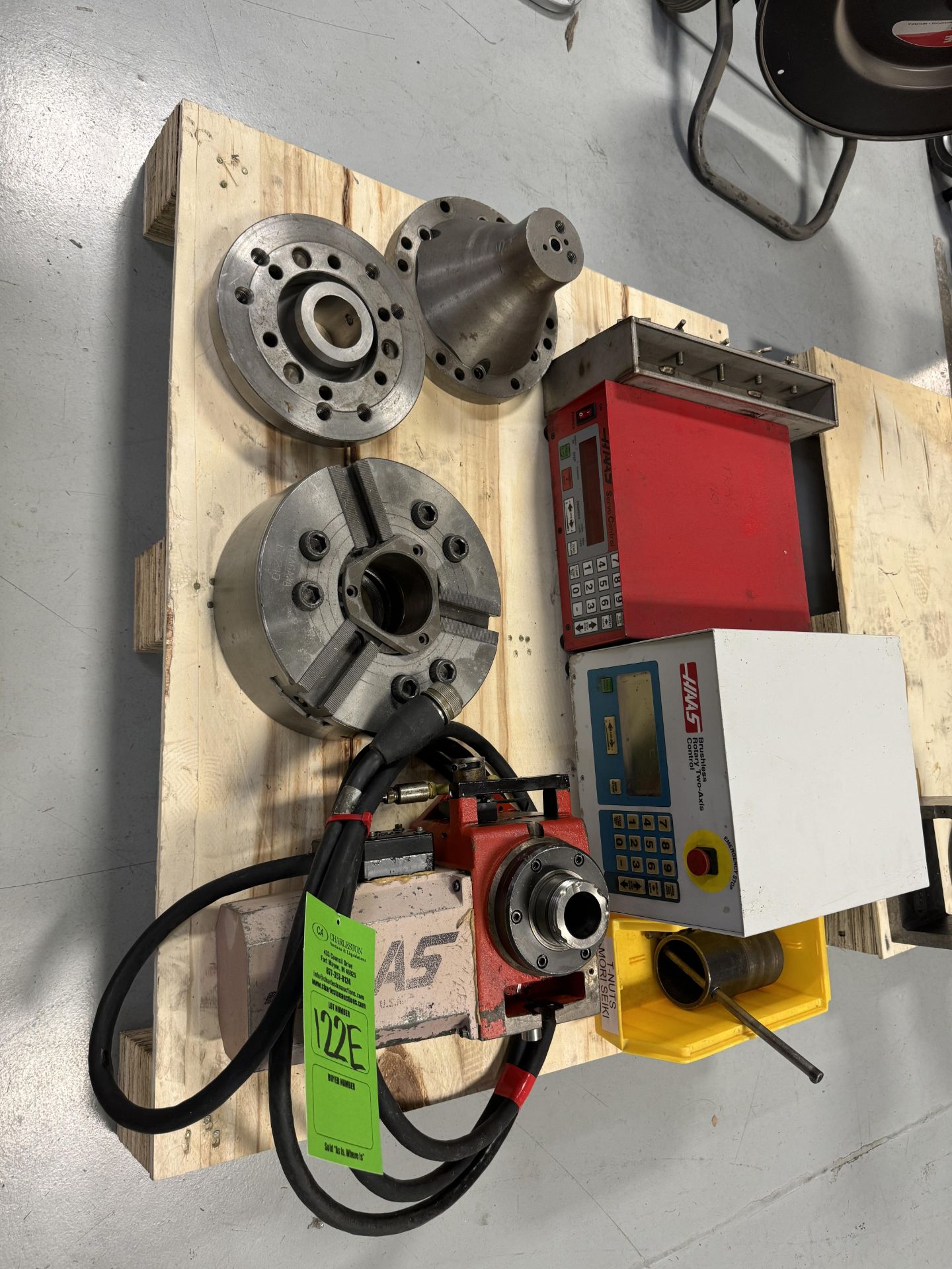 HAAS 5C COLLET ROTARY INDEXER WITH SERVO CONTROL AND TOOLING