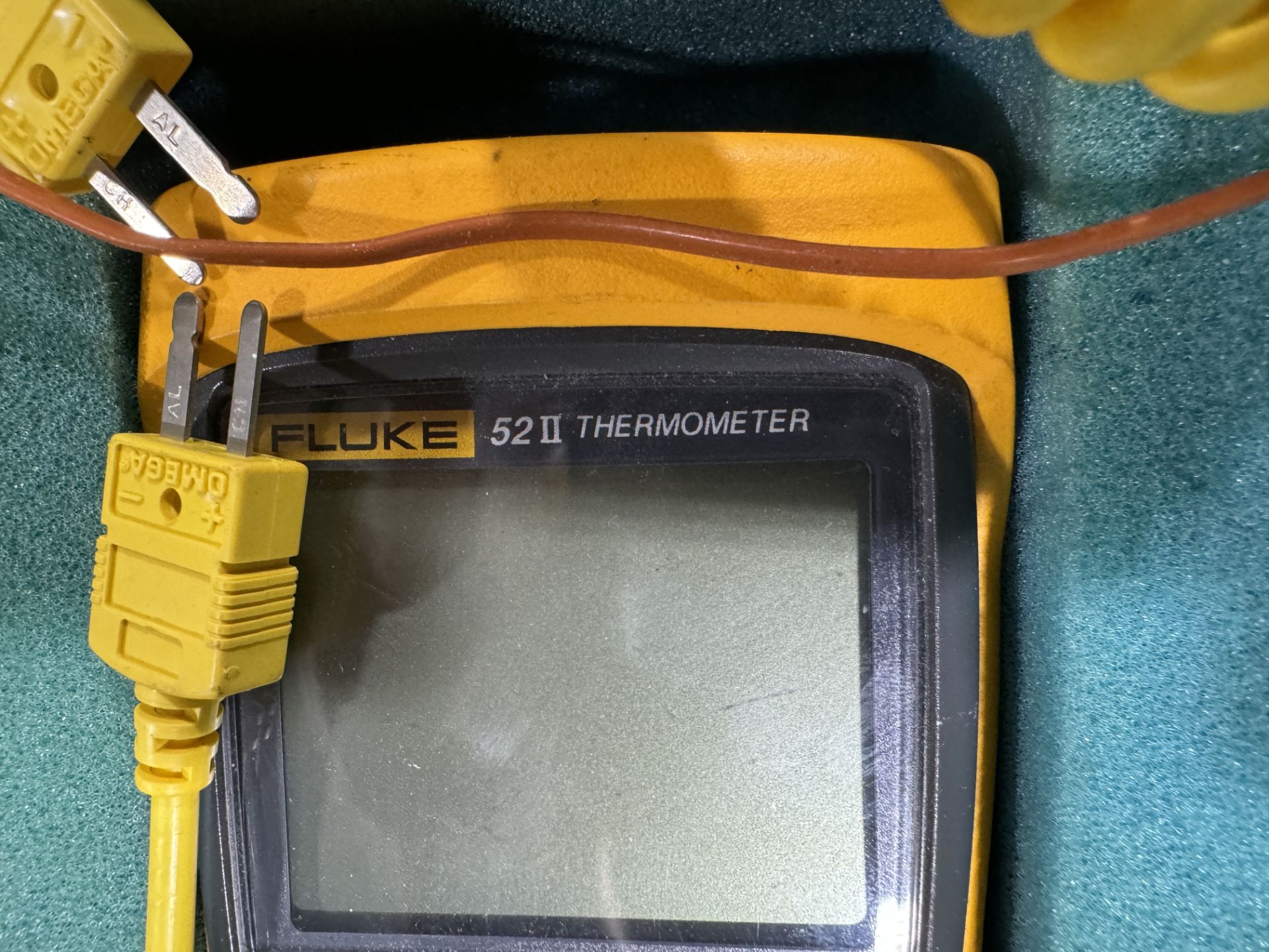 FLUKE 52II THERMOMETER - Image 2 of 2