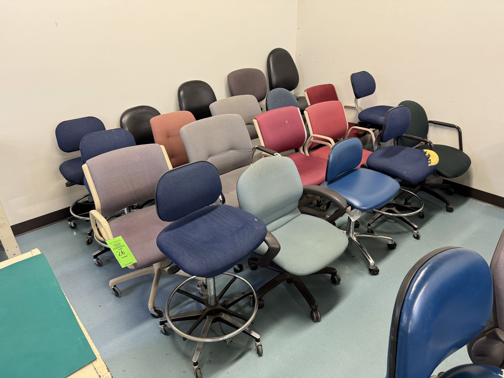 (20) VARIOUS OFFICE CHAIRS