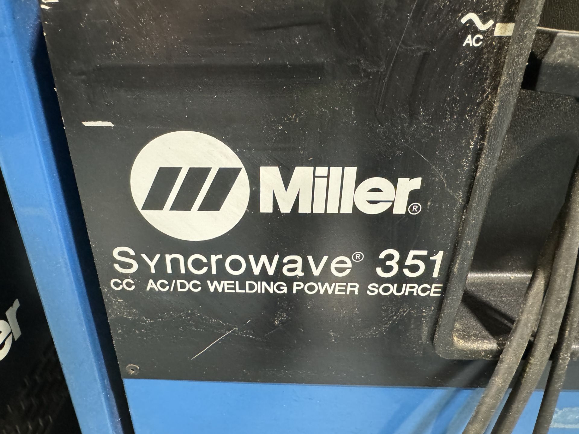 MILLER SYNCROWAVE 351 WELDER WITH WATERMATE 1A COOLING SYSTEM; 200/230/460V; 151/131/67 A; 1 PH/ - Image 2 of 6