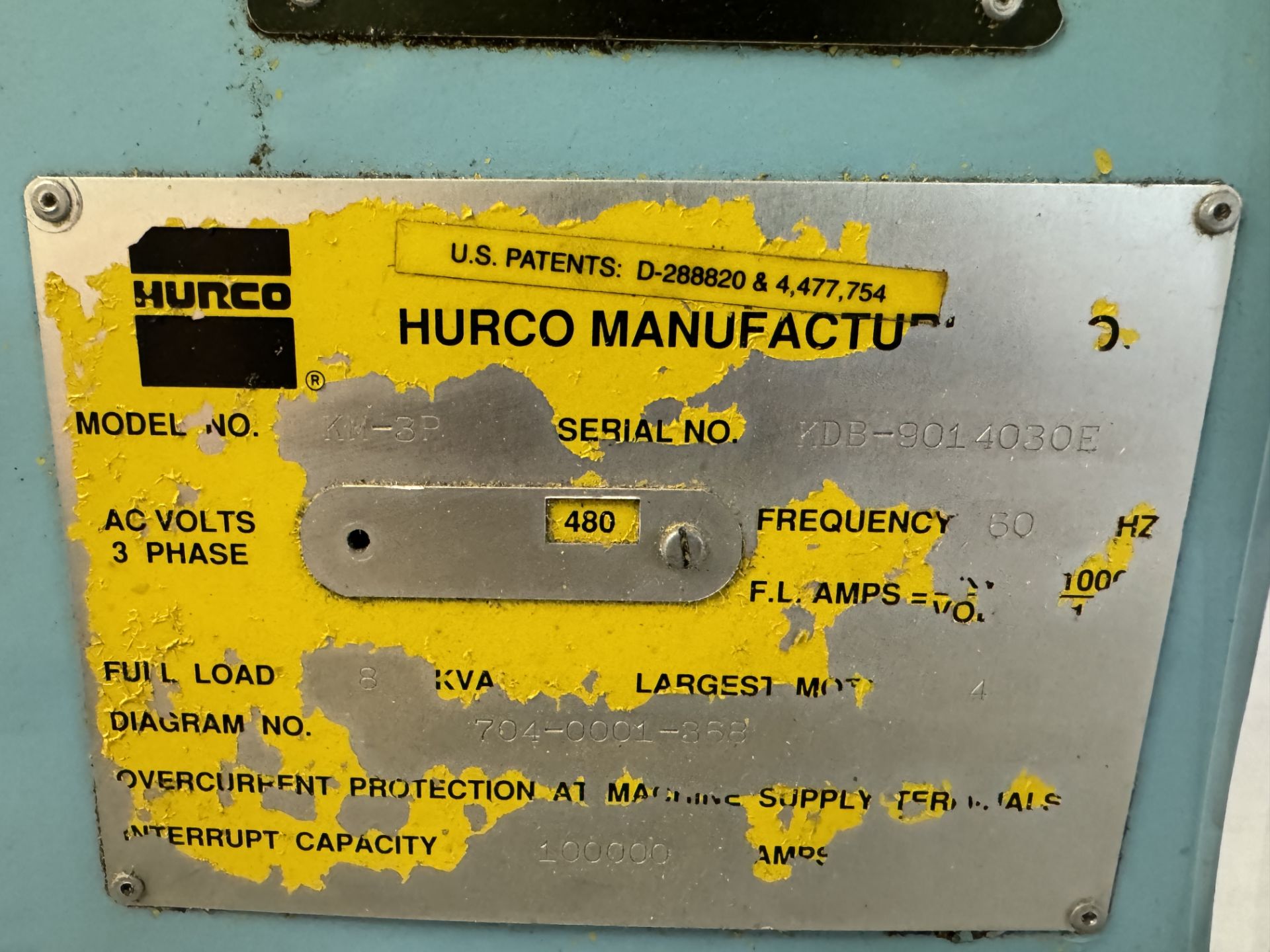 HURCO KM-3 3-AXIS CNC KNEE MILL WITH HURCO ULTIMAX KM-3P CONTROL INCLUDES TOOLING AND KURT VISE - Image 9 of 9