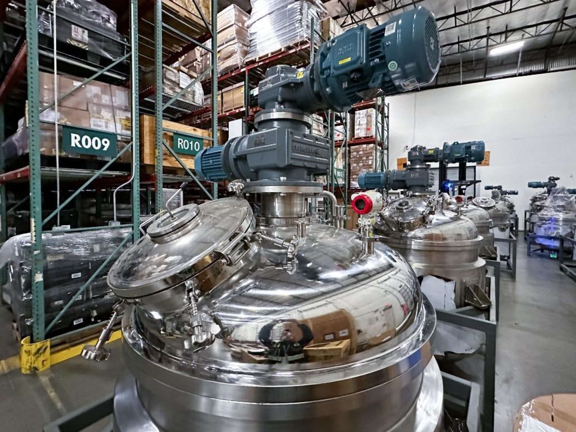 NEW - 1000 Liter, SS, Fully Jacketed, Vacuum, Triple Motion Mixing Kettle - Image 2 of 7