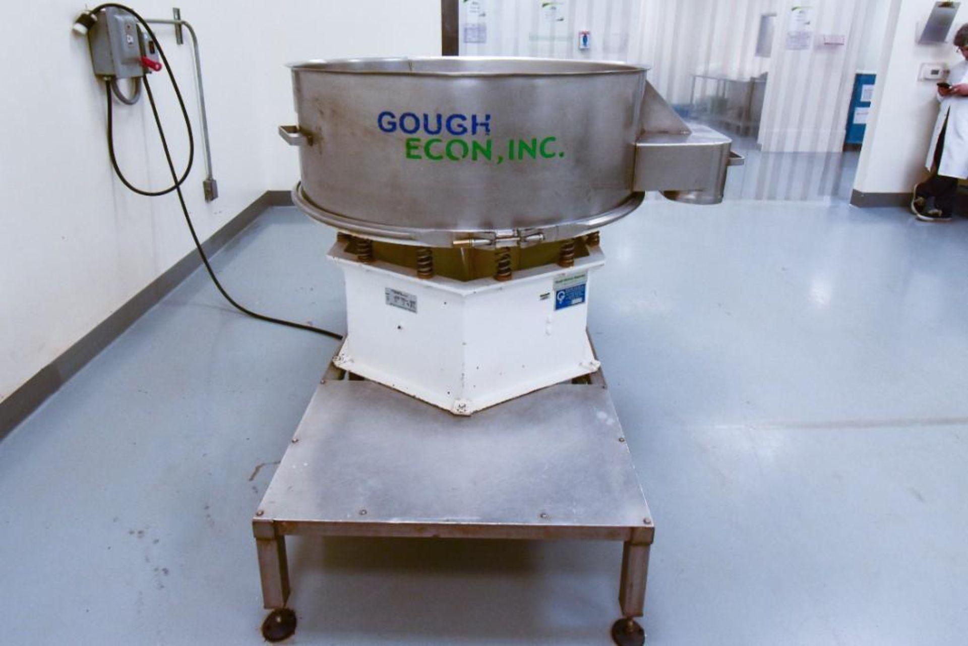 Gough ECON Vibrecon Separator - Image 6 of 8