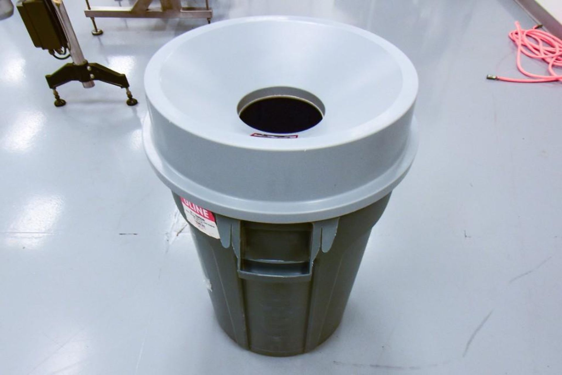 Uline Trash Can