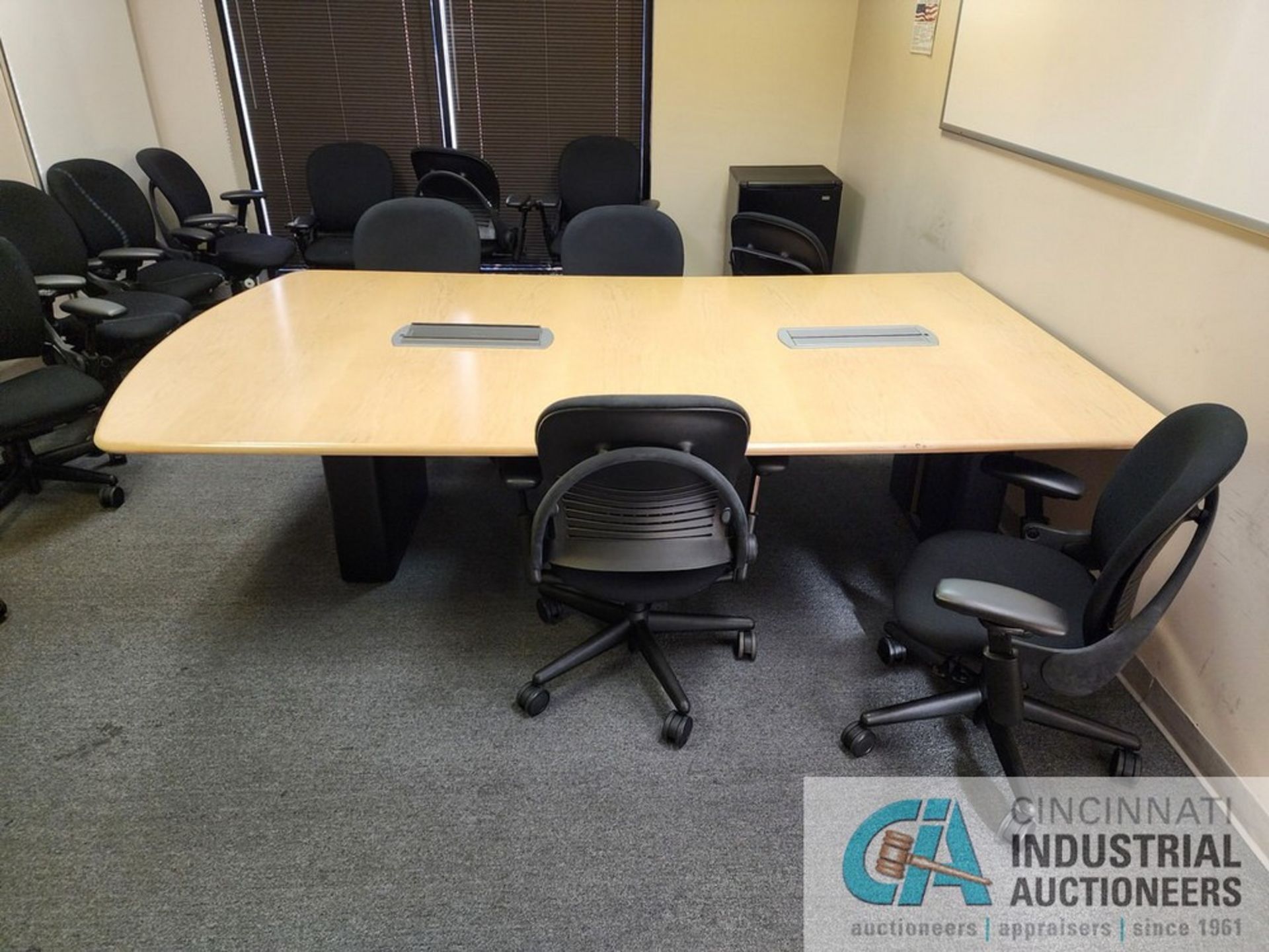 (Lot) Conference Furniture, Table: 108