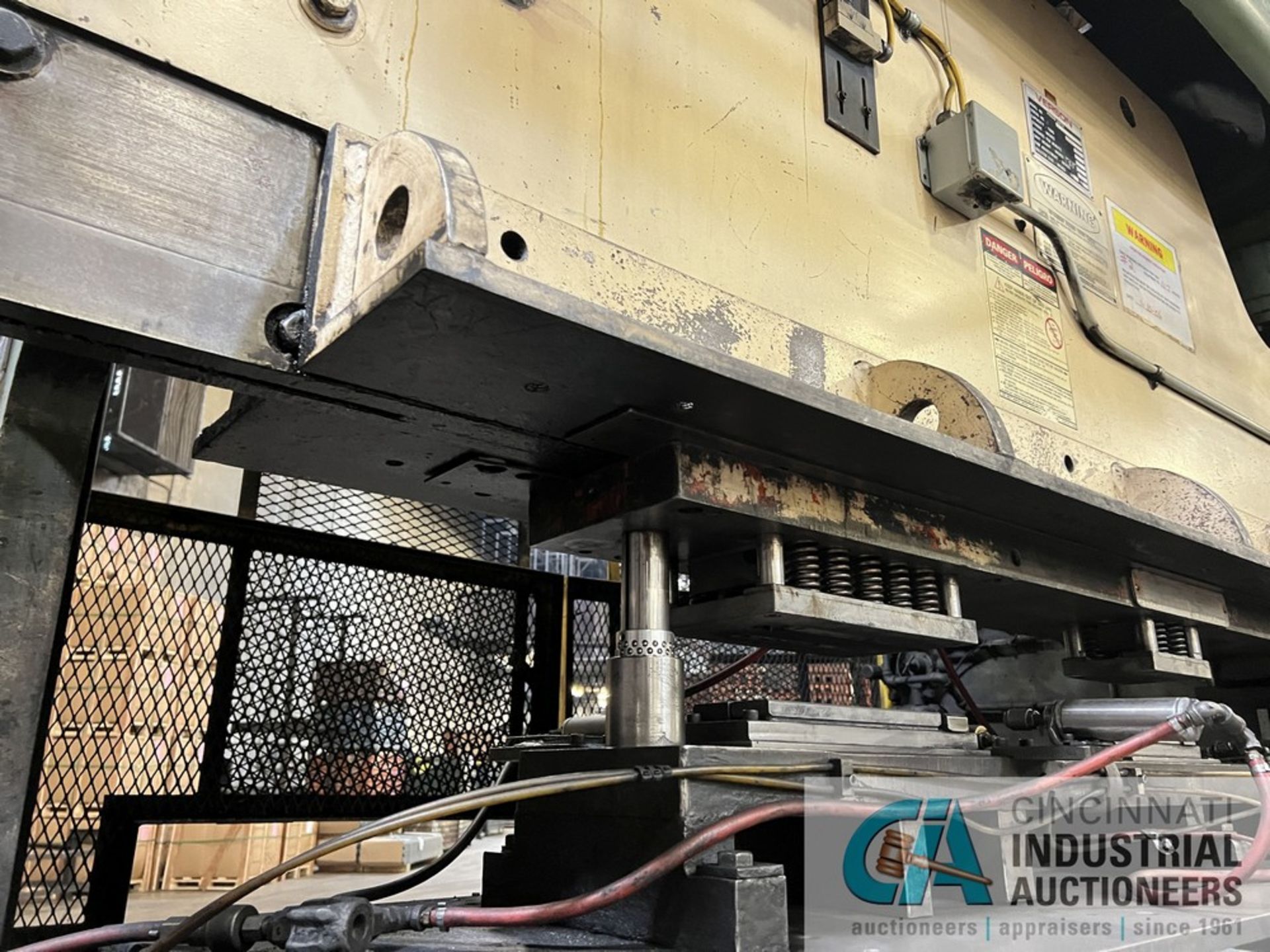 150 TON X 120" VERSON MODEL B-78-150 MECHANICAL PRESS BRAKE WITH REMOVEABLE FLANGES TO BED AND - Image 8 of 18