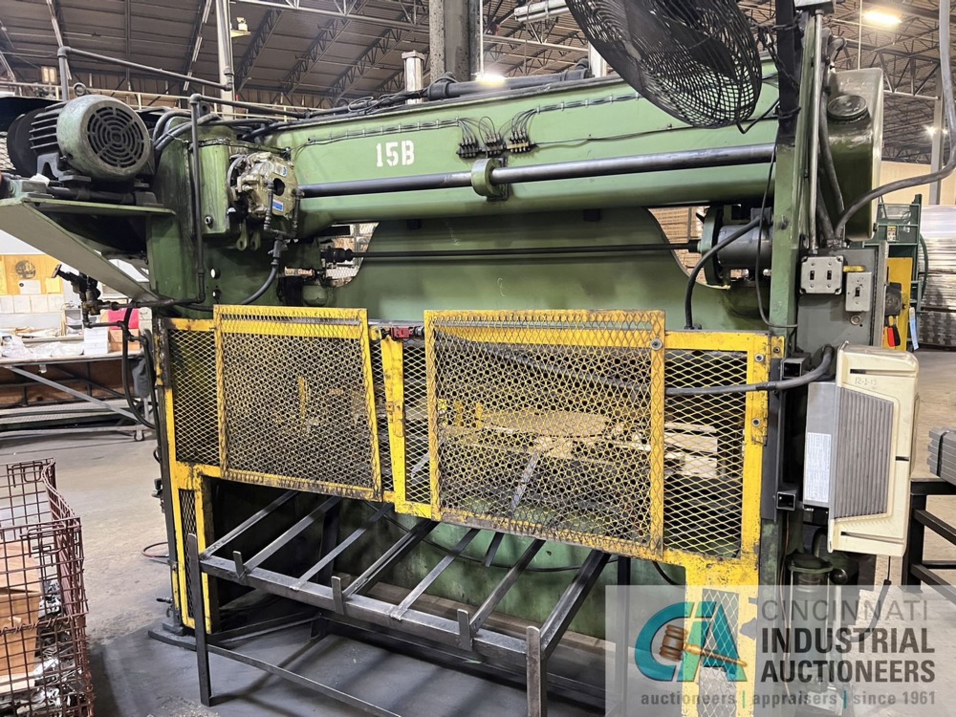 65 TON X 120" VERSON MECHANICAL PRESS BRAKE WITH REMOVEABLE FLANGES TO BED AND RAM; S/N 21472-208- - Image 3 of 15