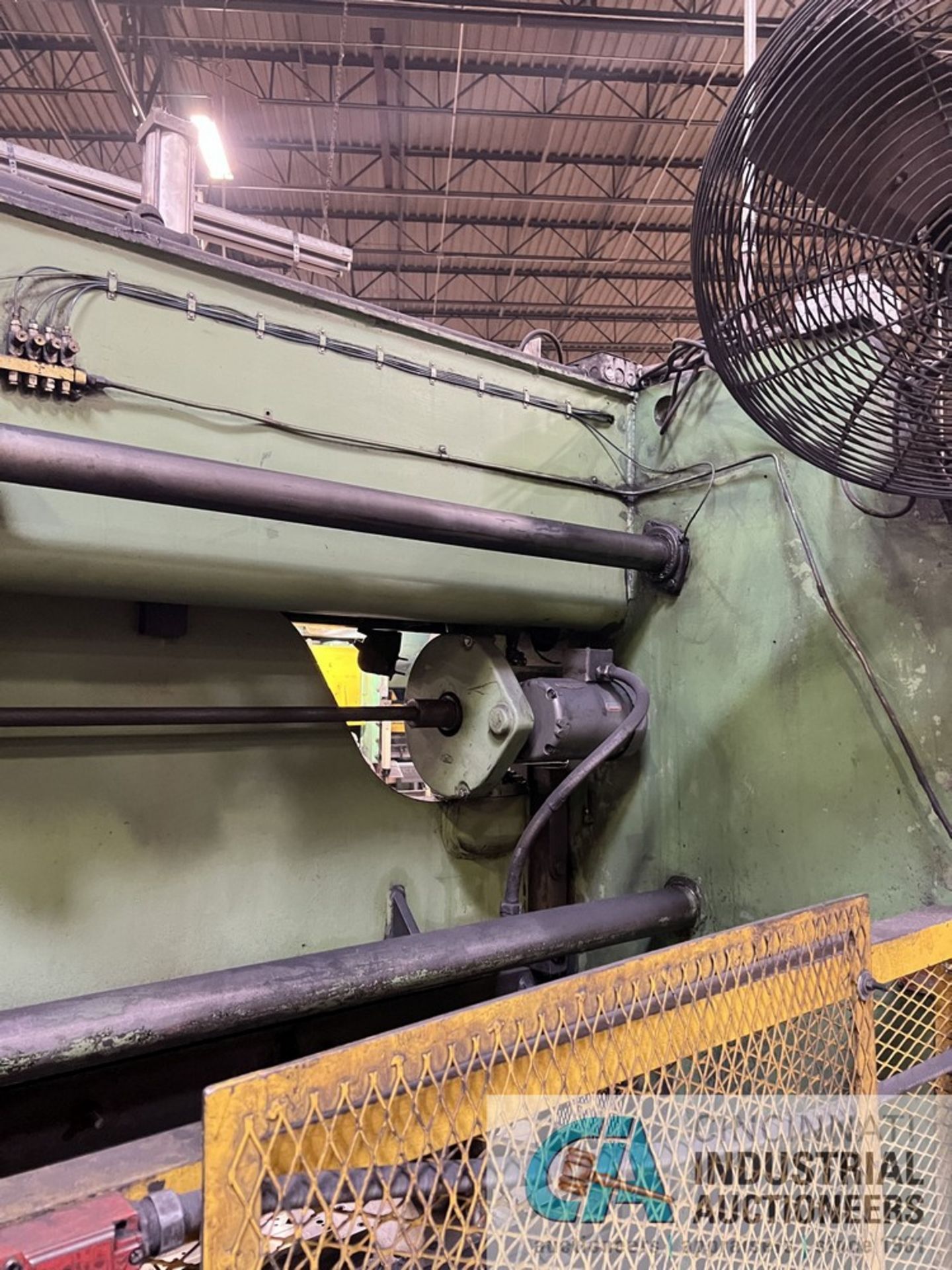 65 TON X 120" VERSON MECHANICAL PRESS BRAKE WITH REMOVEABLE FLANGES TO BED AND RAM; S/N 21472-208- - Image 13 of 15