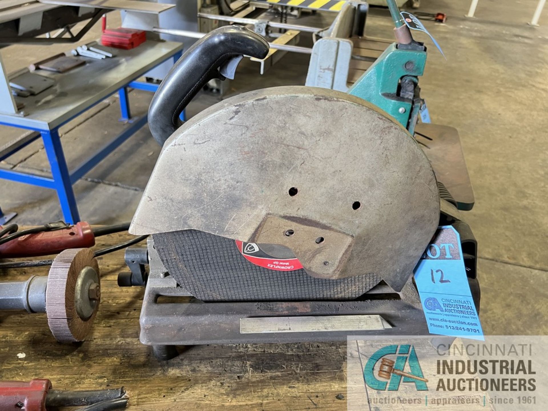 14" BLACK AND DECKER ELECTRIC CHOP SAW